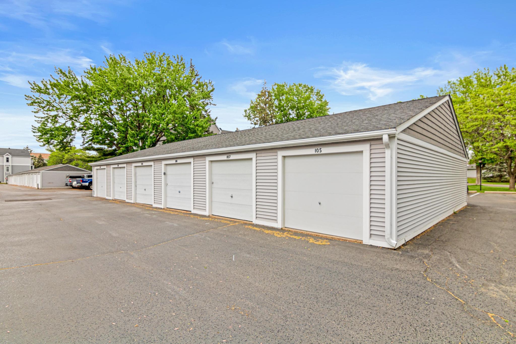 7759 142nd Street W Unit: 105