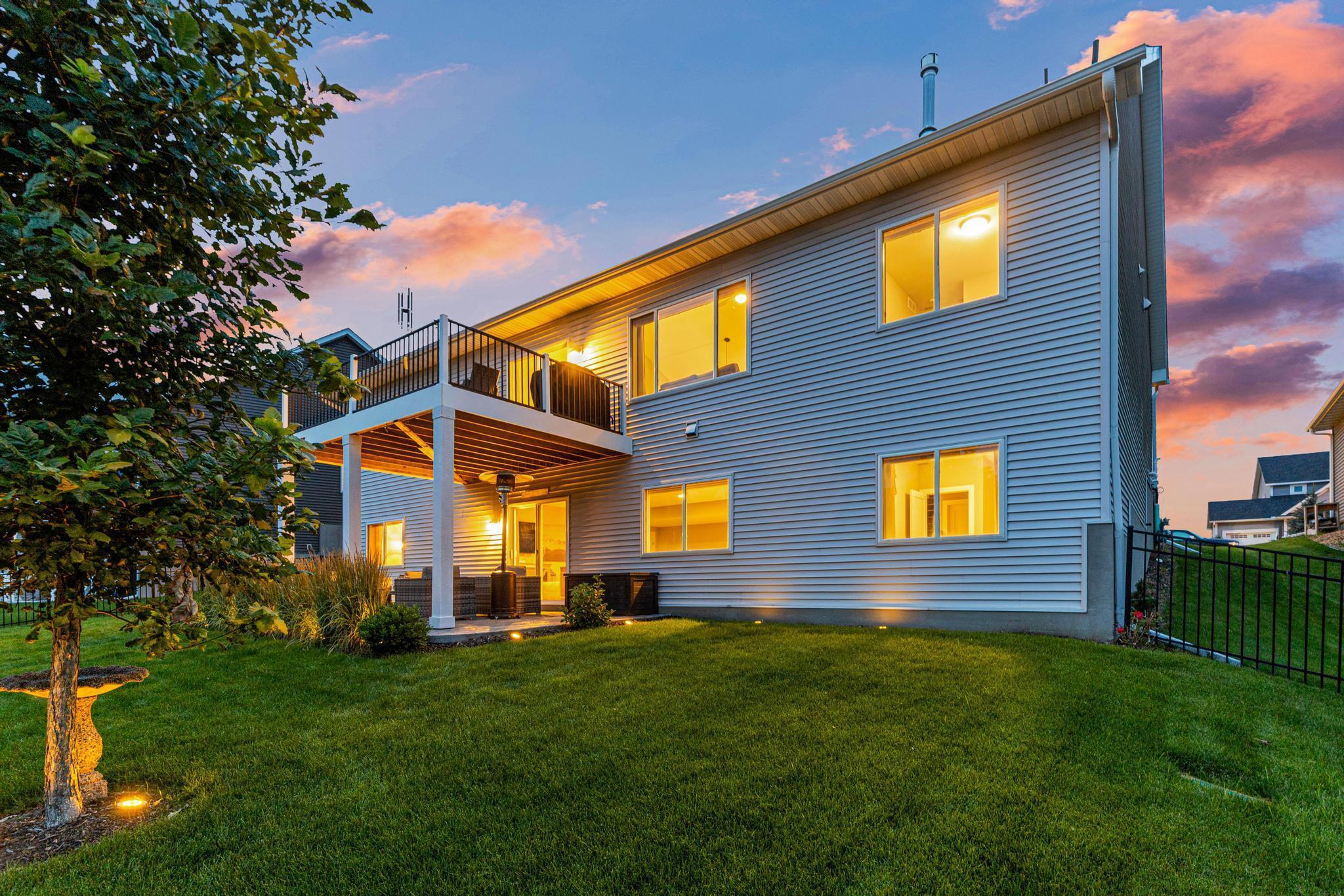 9156 187th Street W