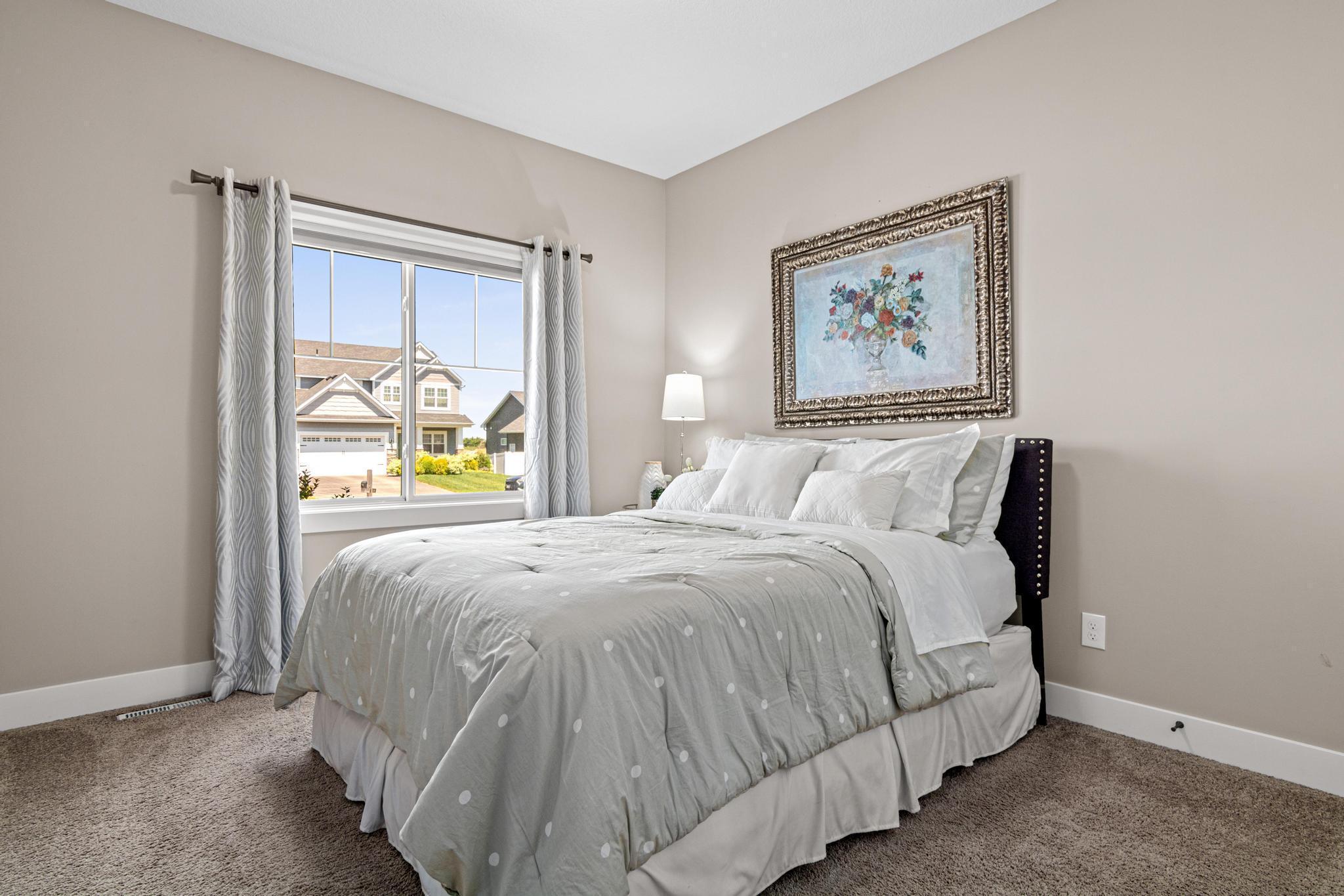 9156 187th Street W