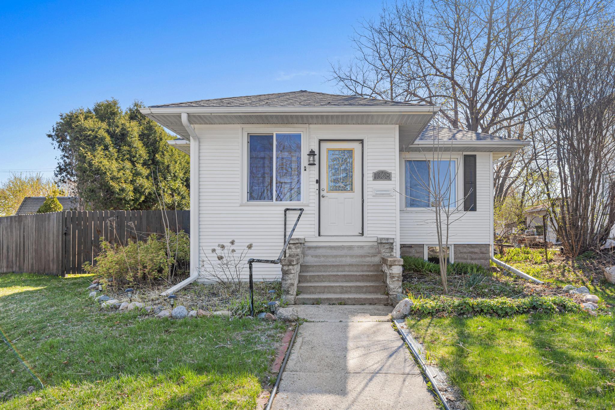 1068 Cherokee Avenue