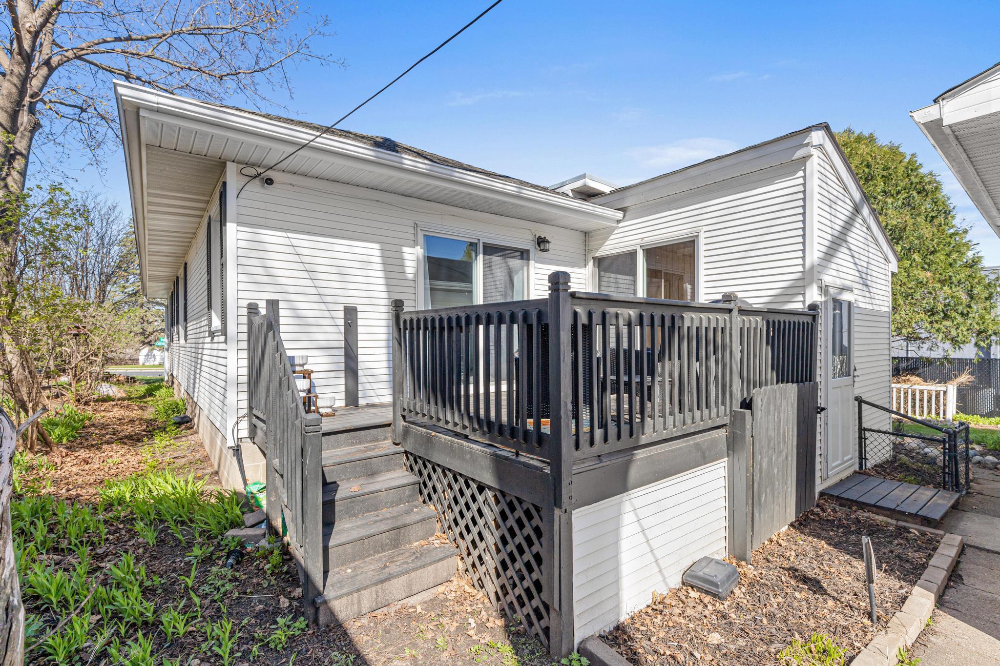 1068 Cherokee Avenue