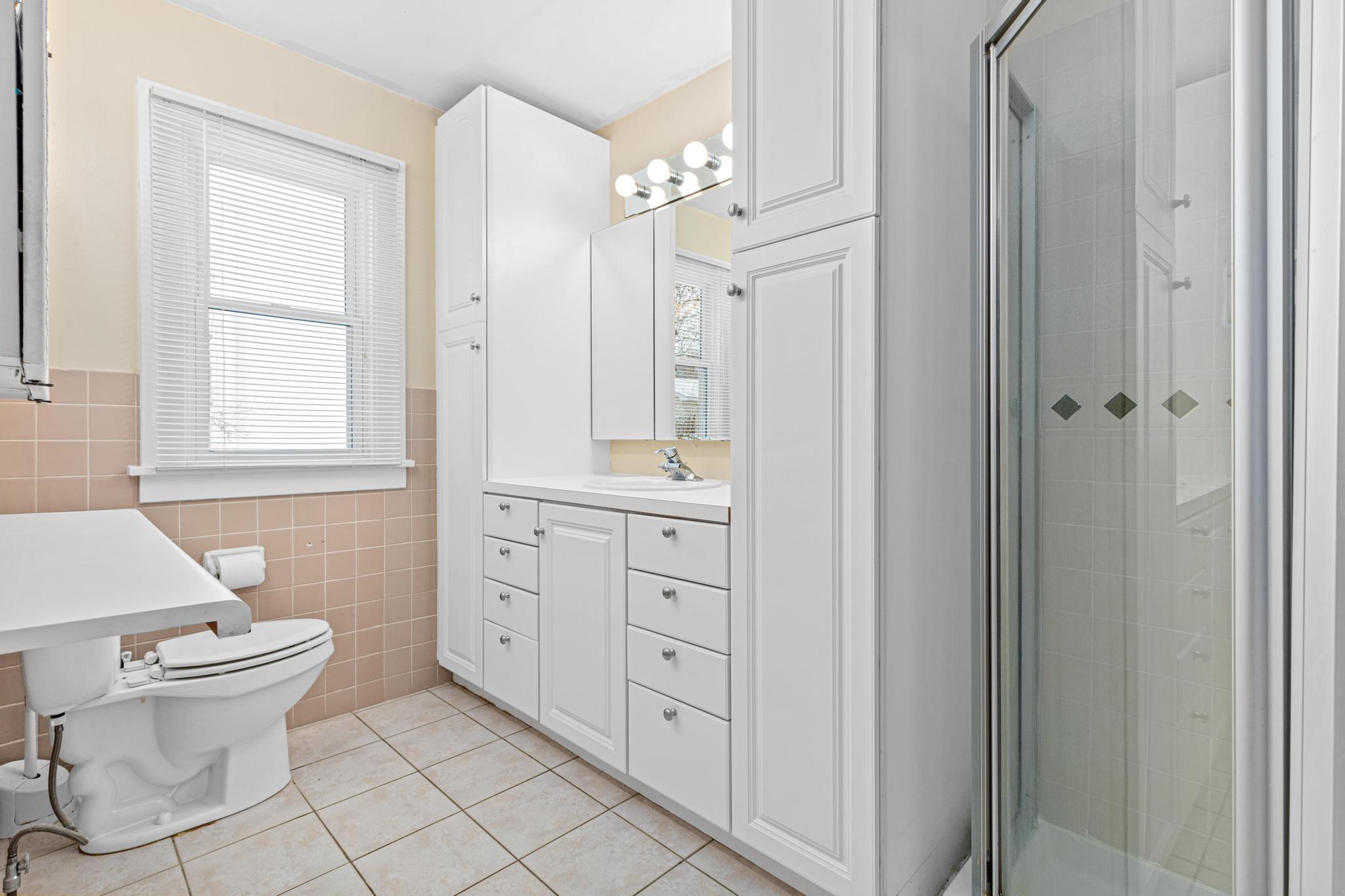 1068 Cherokee Avenue