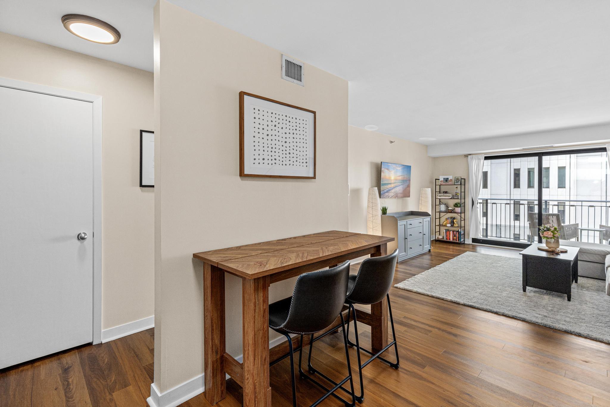 121 Washington Avenue S Unit: 1107