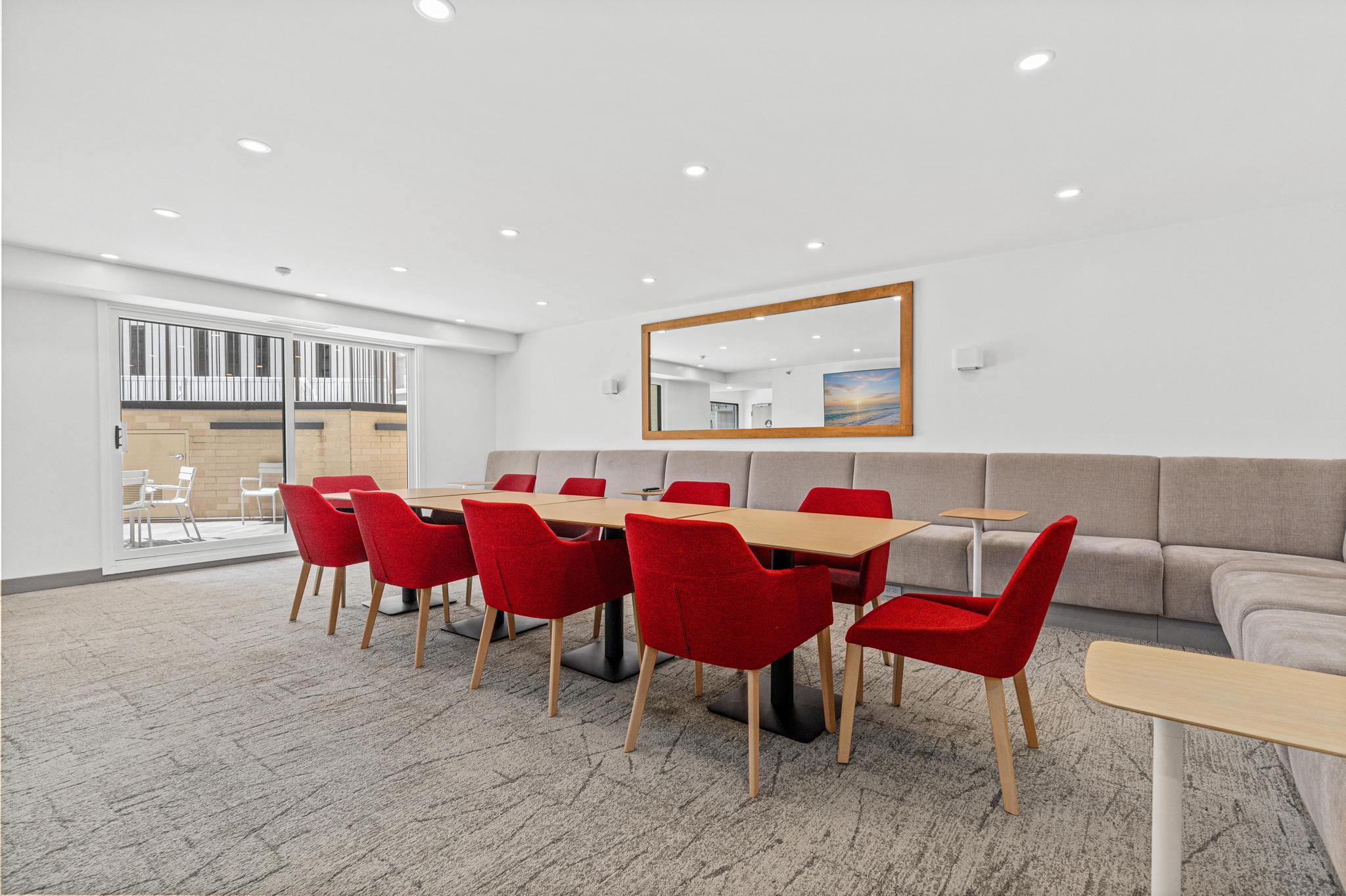 121 Washington Avenue S Unit: 1107