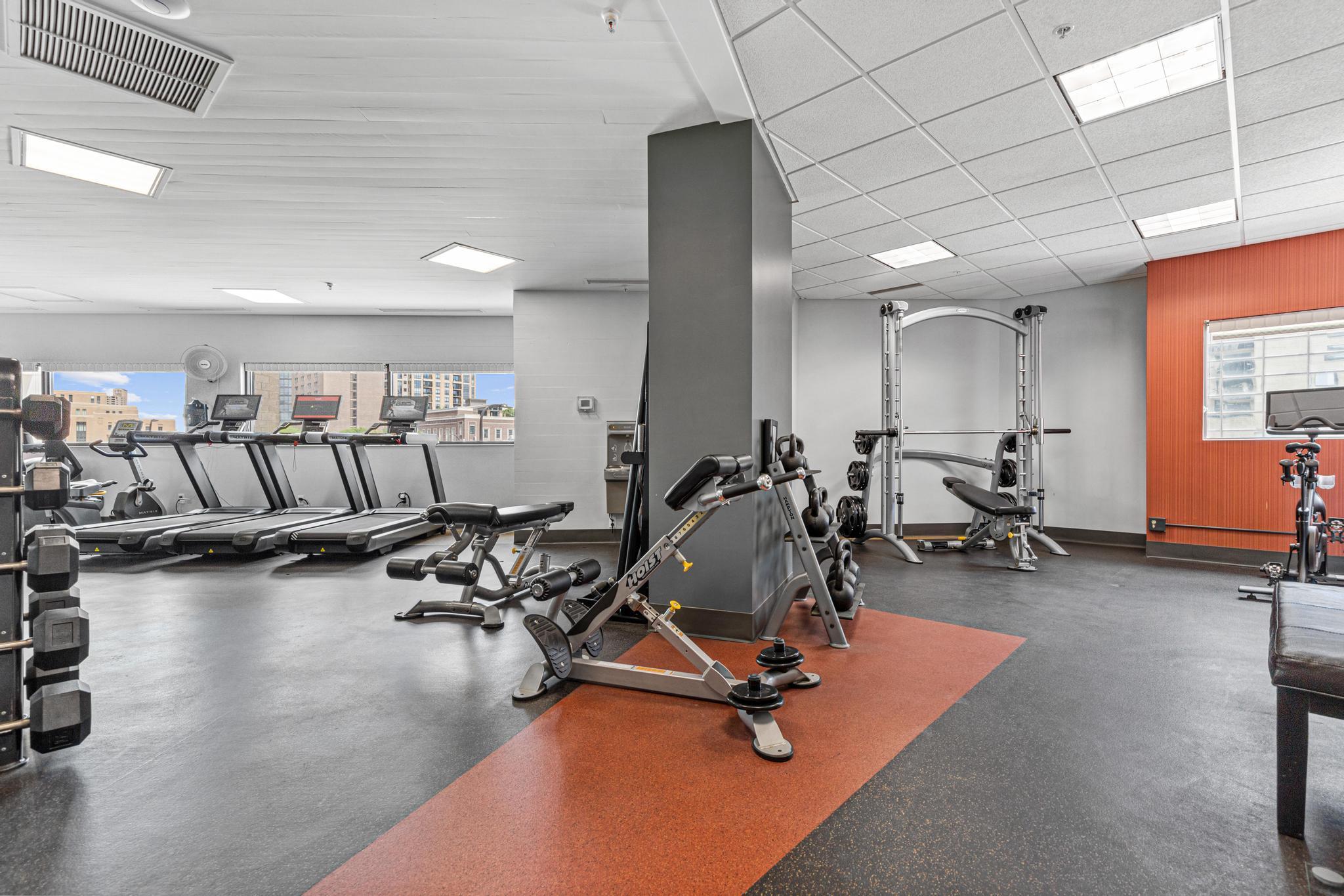 121 Washington Avenue S Unit: 1107