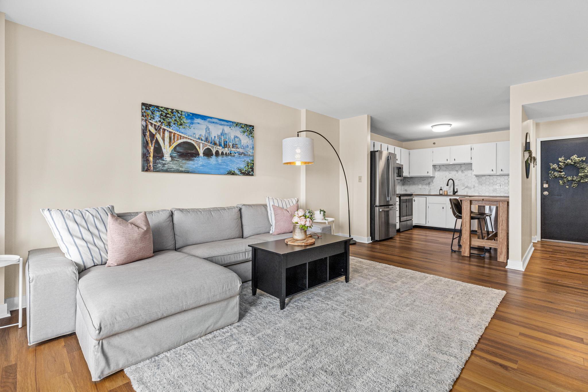 121 Washington Avenue S Unit: 1107