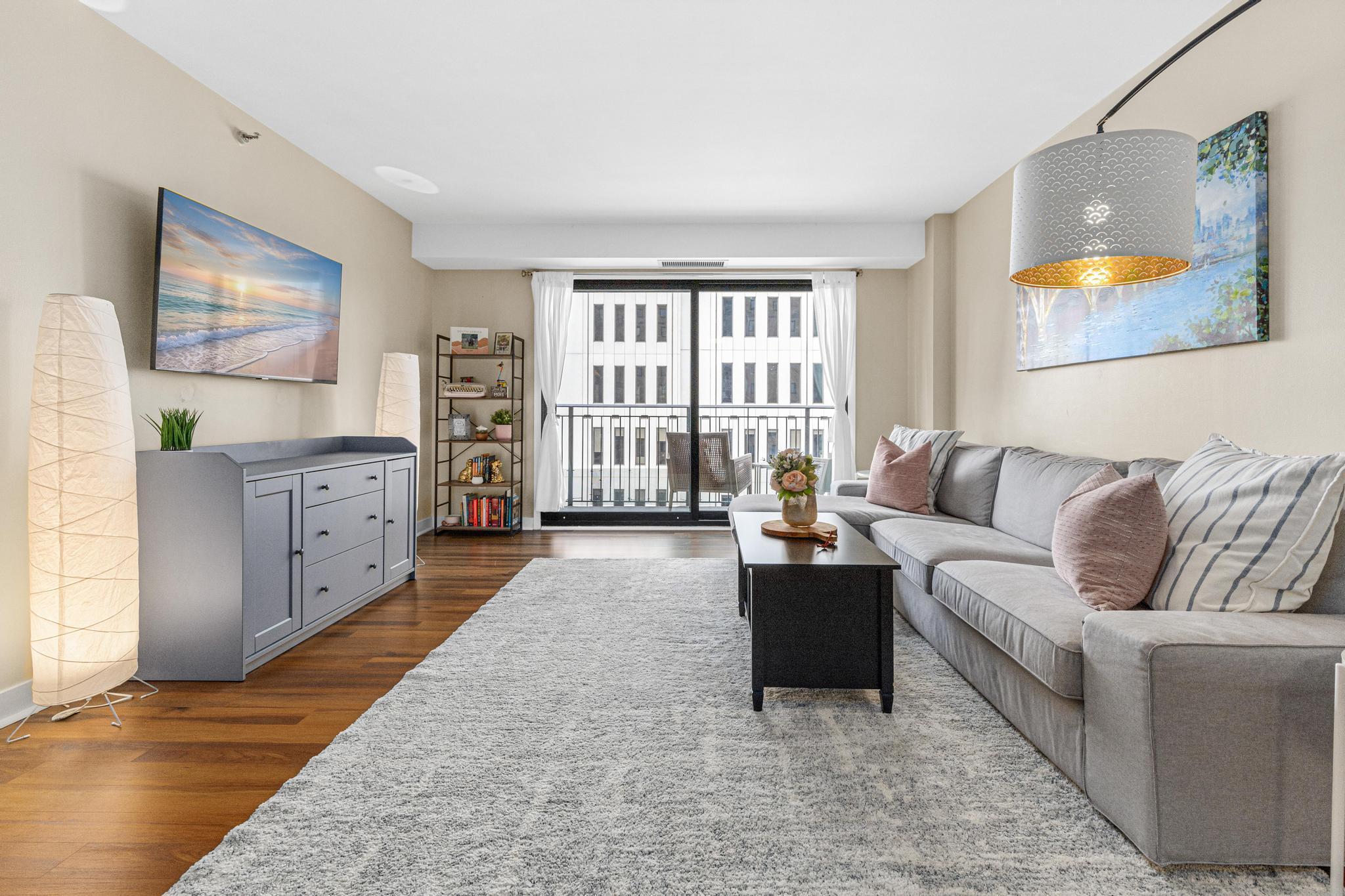 121 Washington Avenue S Unit: 1107