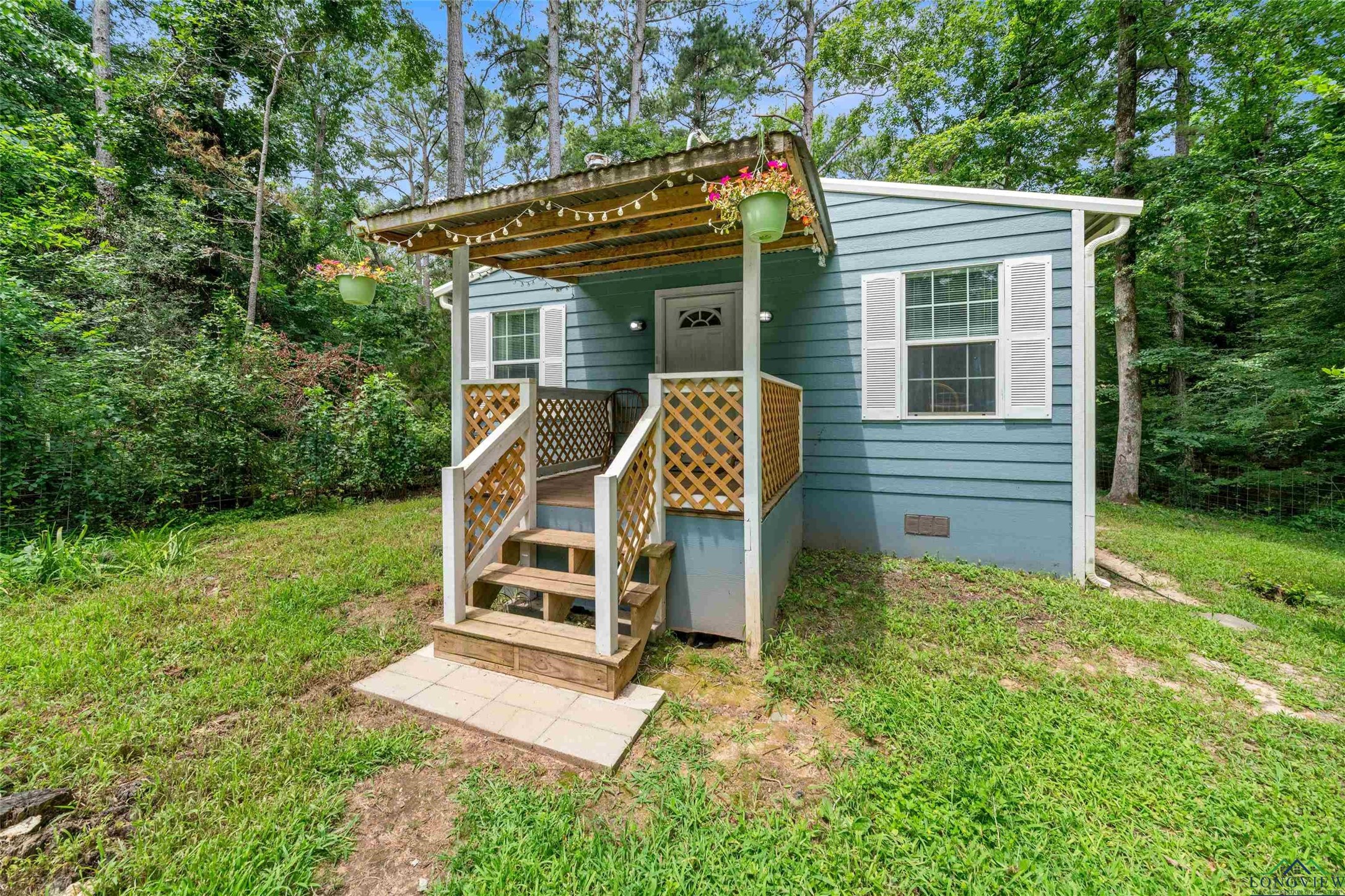 569 County Road 4404