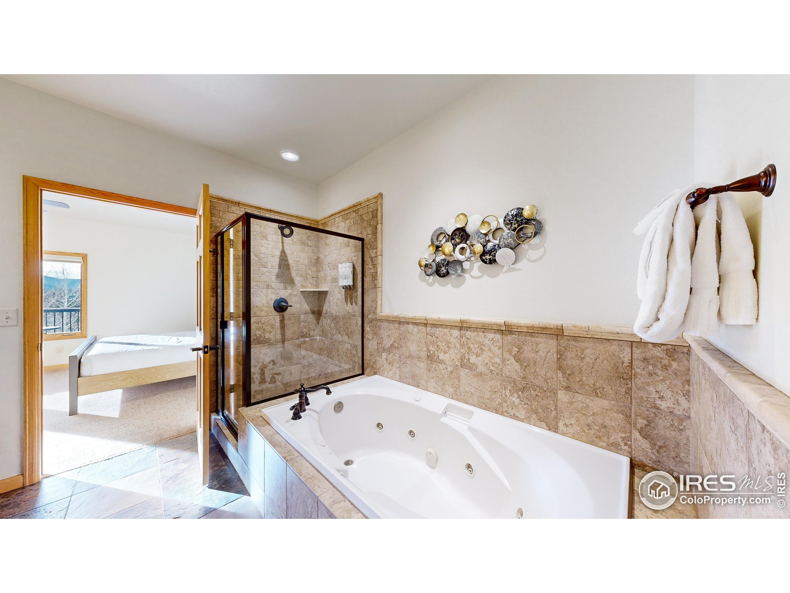412 Overlook Ct