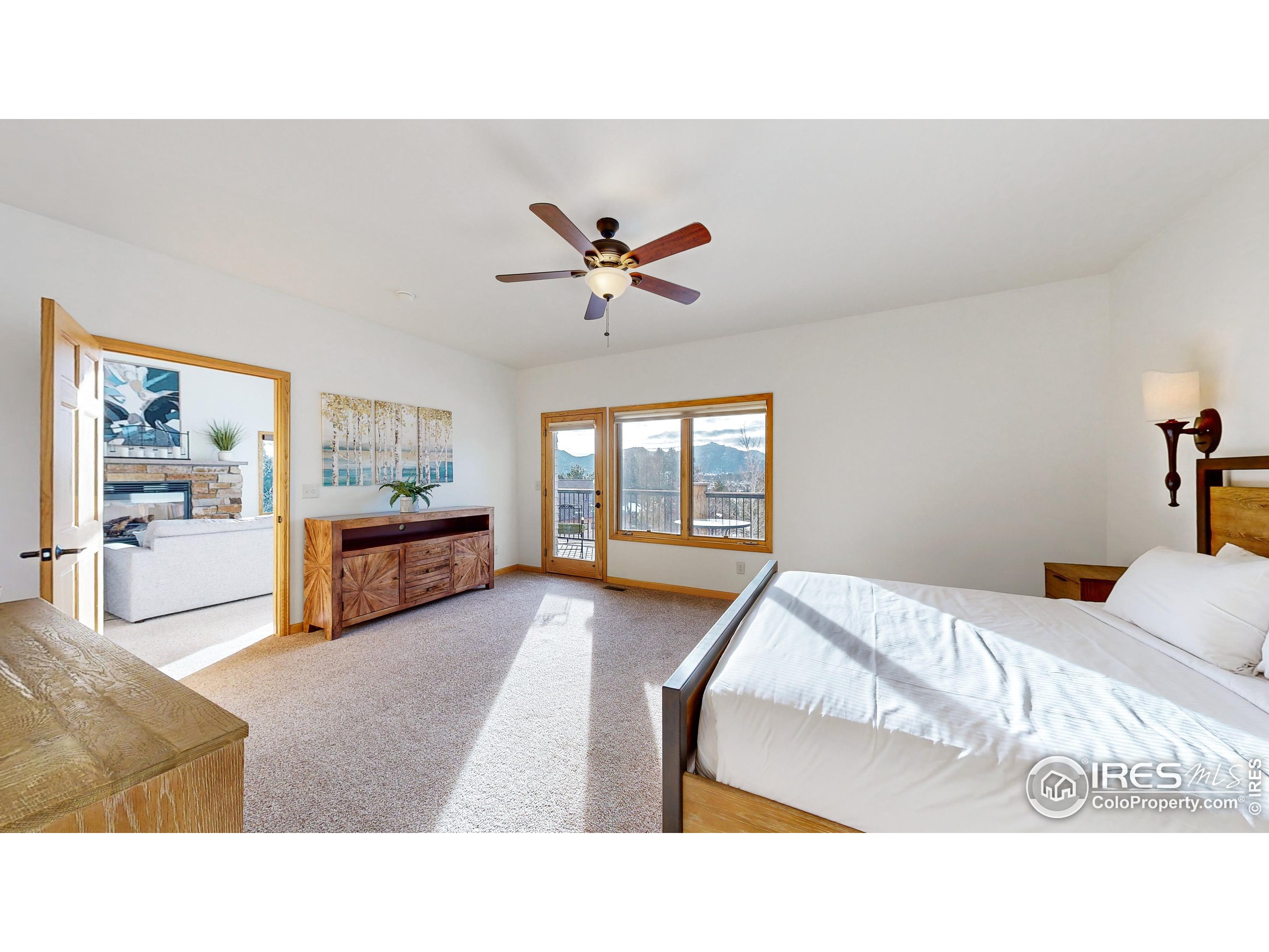 412 Overlook Ct