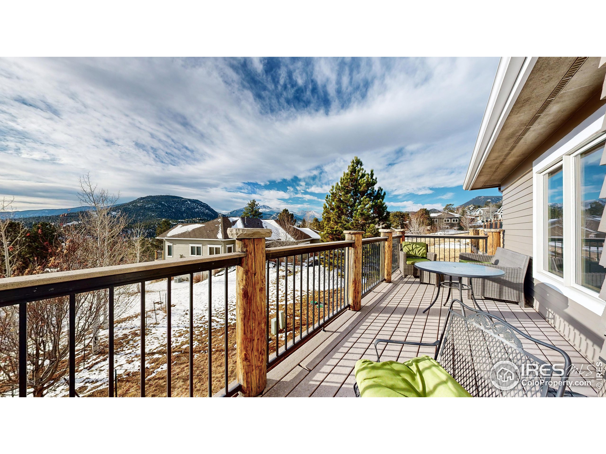 412 Overlook Ct