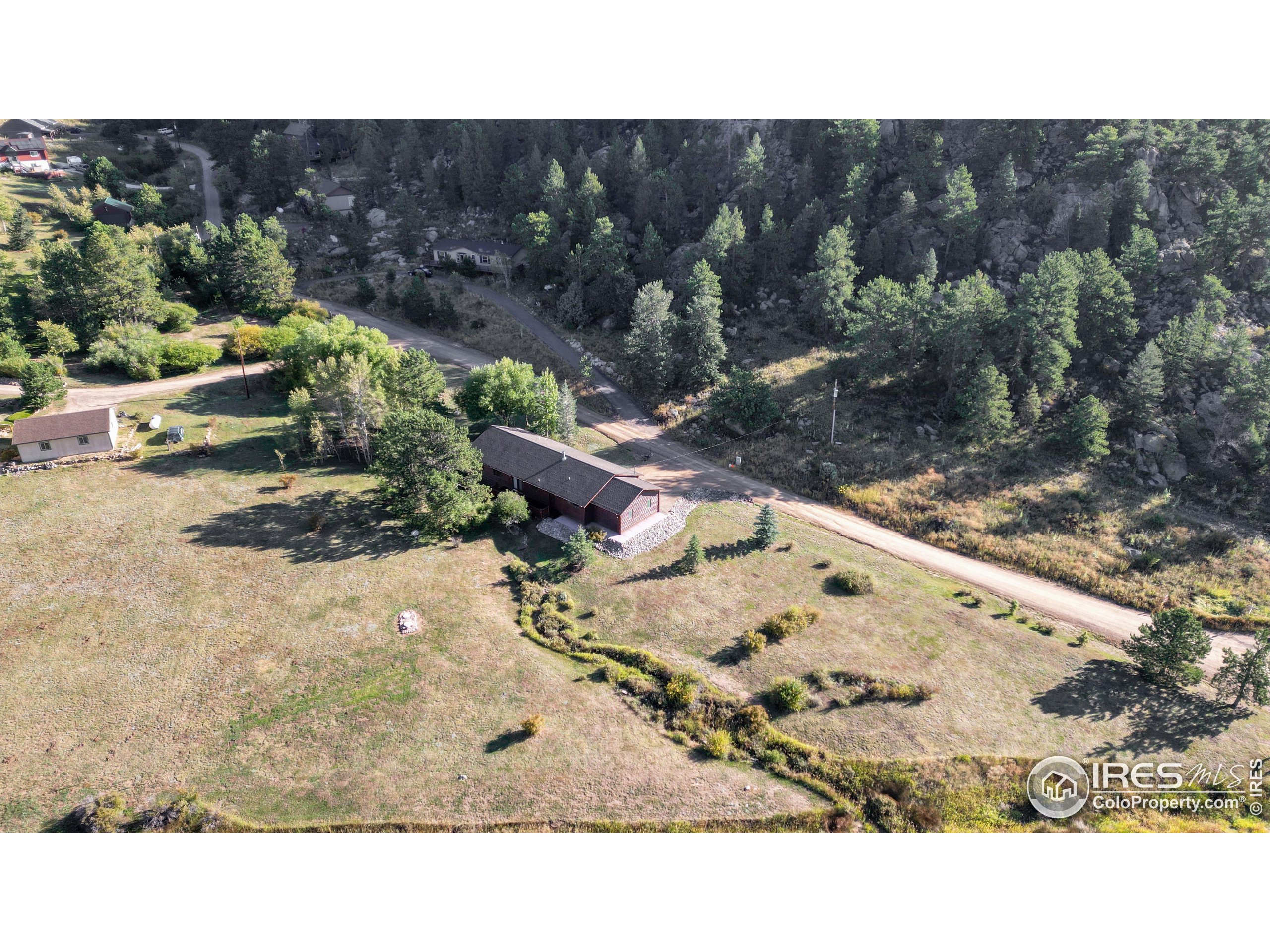 734 Meadowview Dr