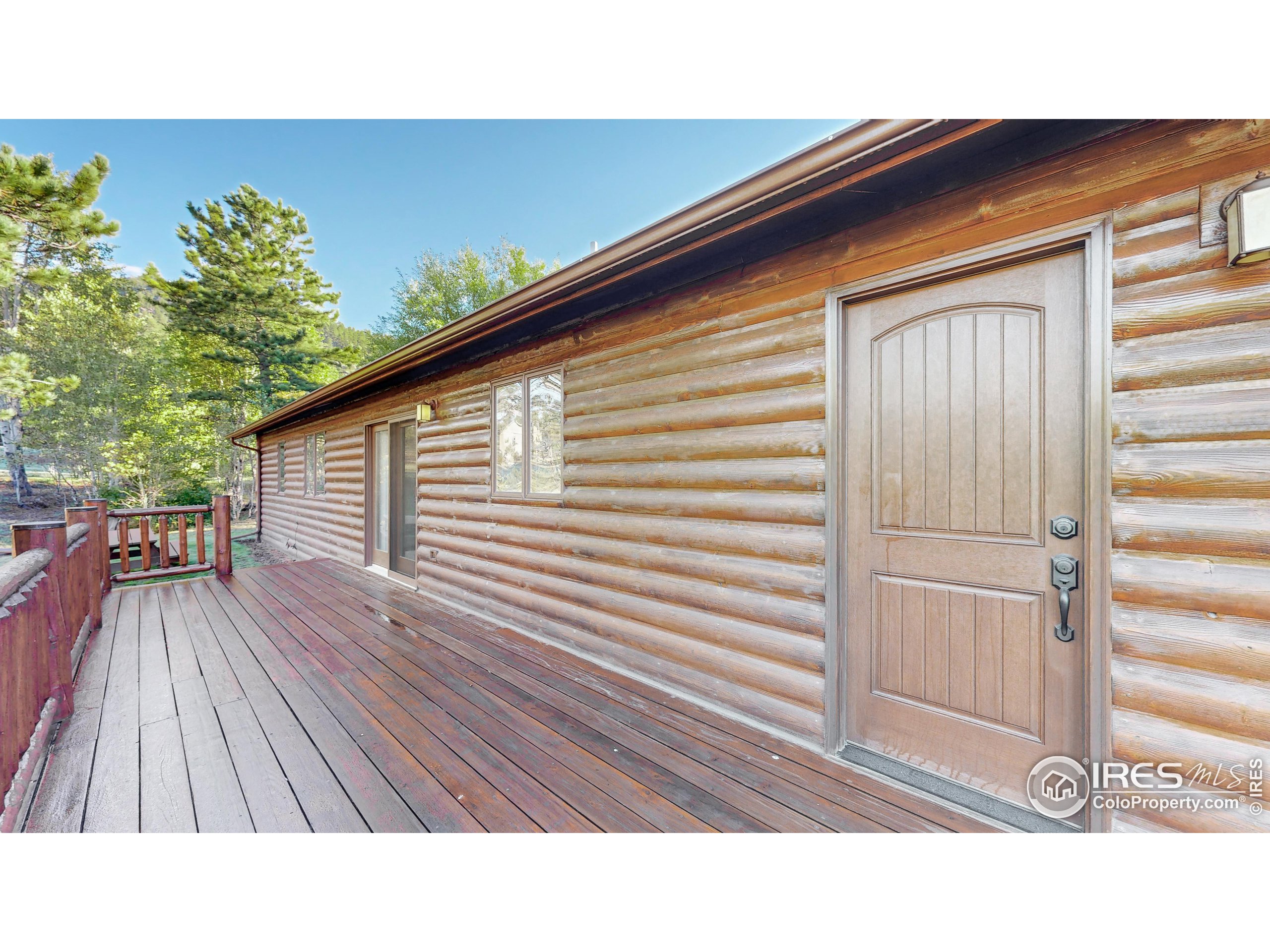 734 Meadowview Dr