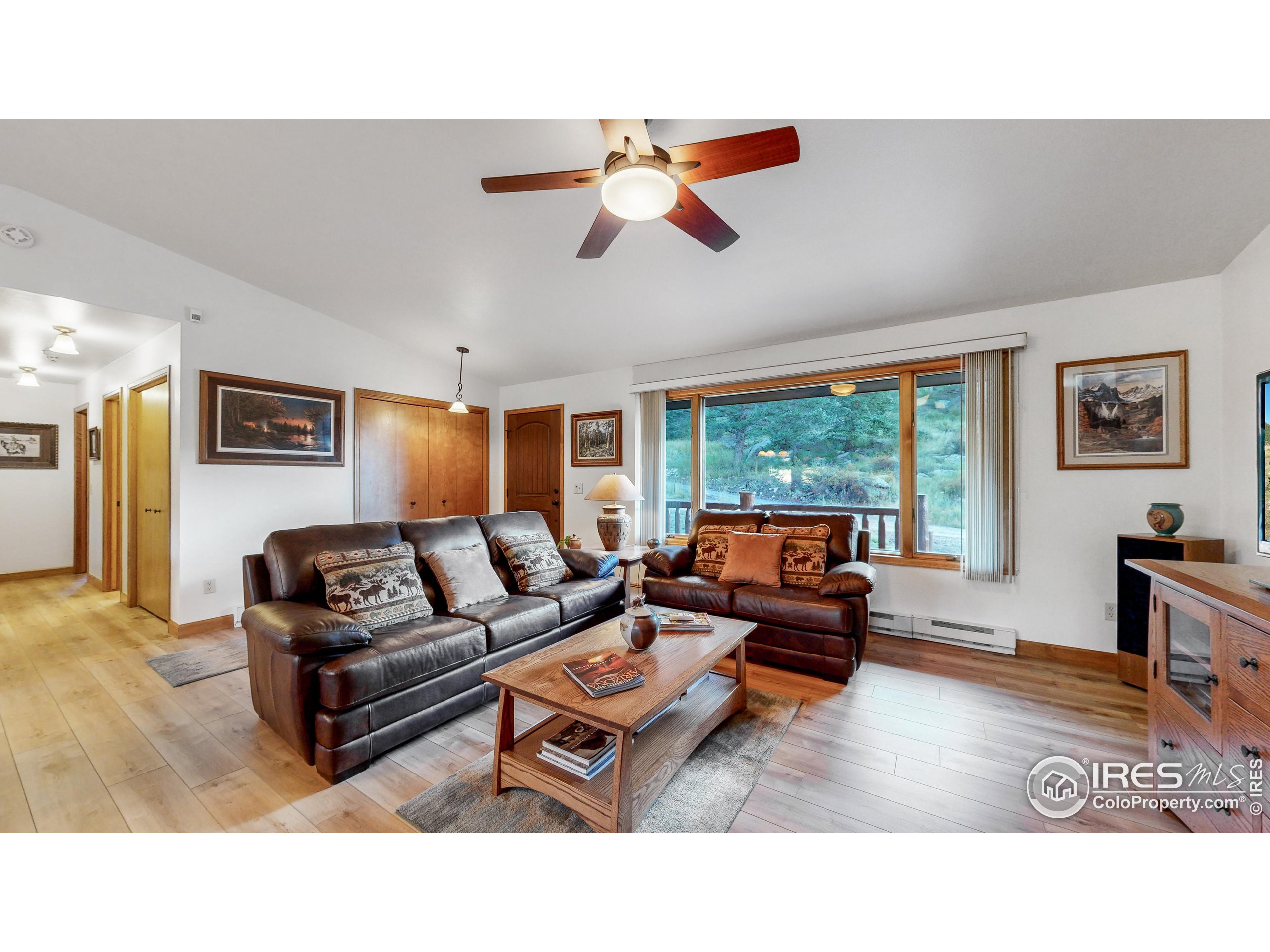 734 Meadowview Dr