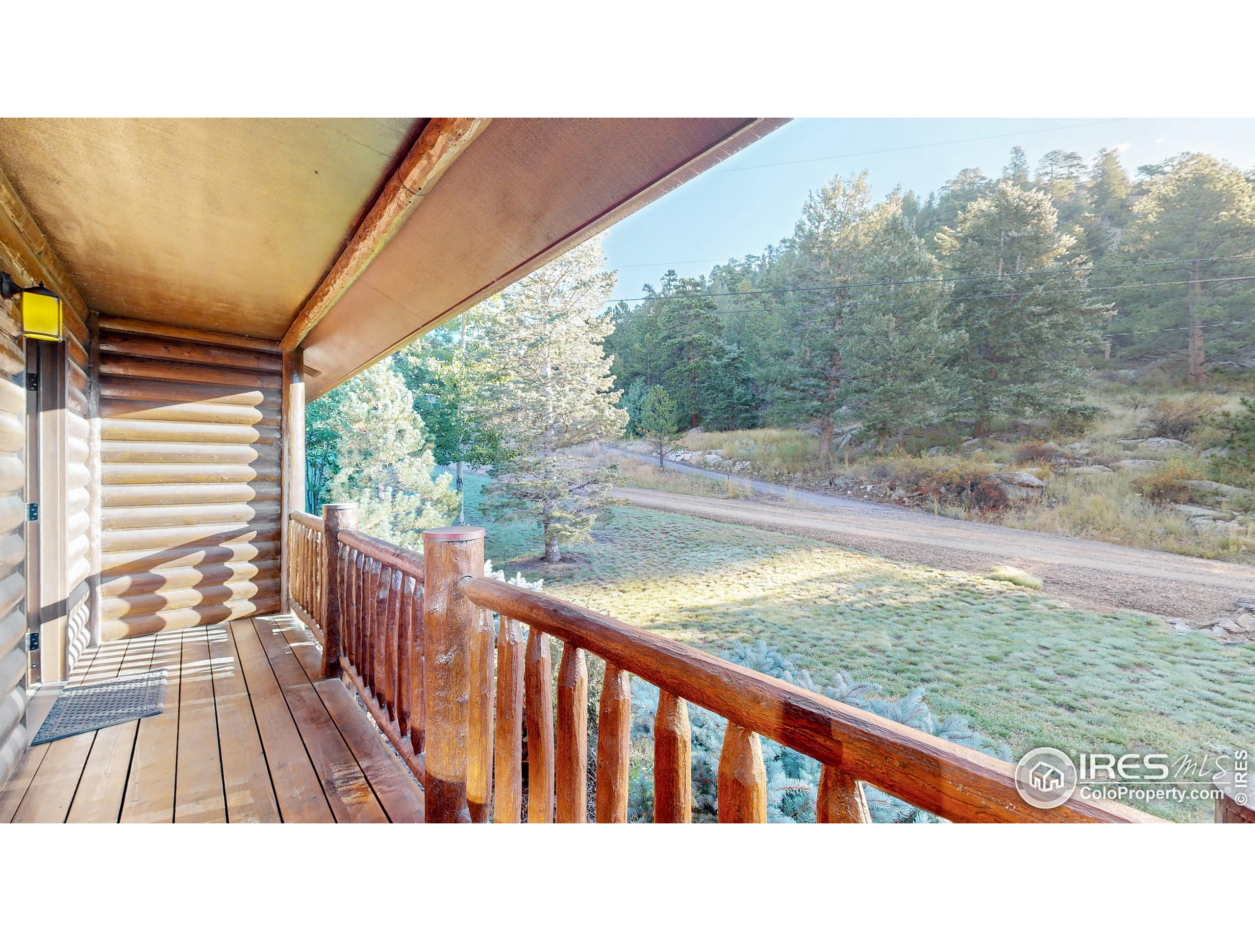 734 Meadowview Dr