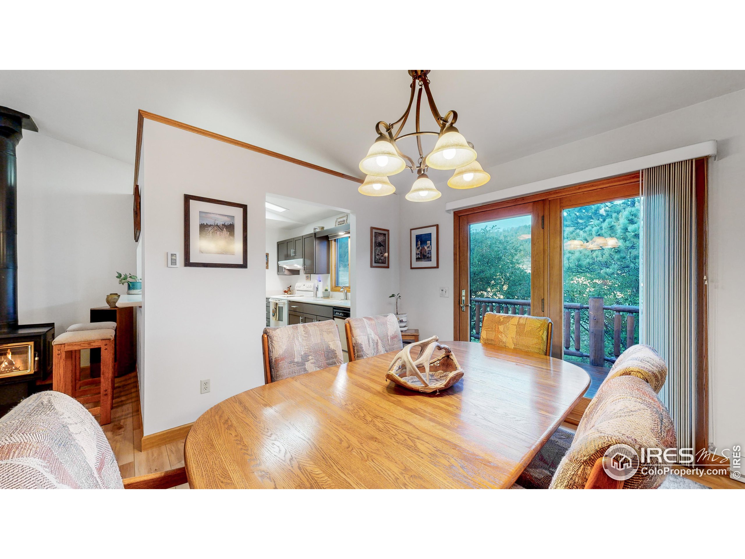 734 Meadowview Dr