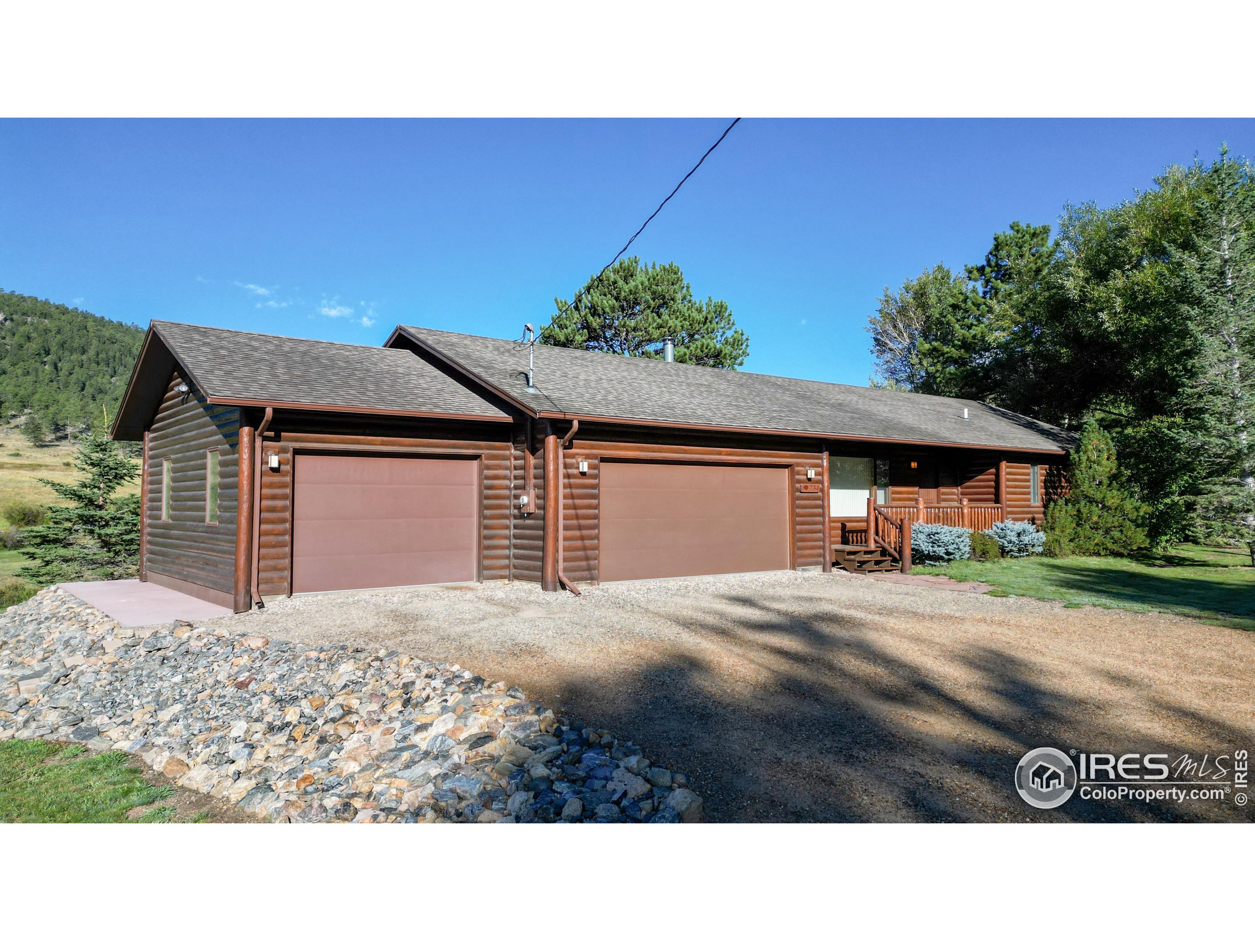 734 Meadowview Dr