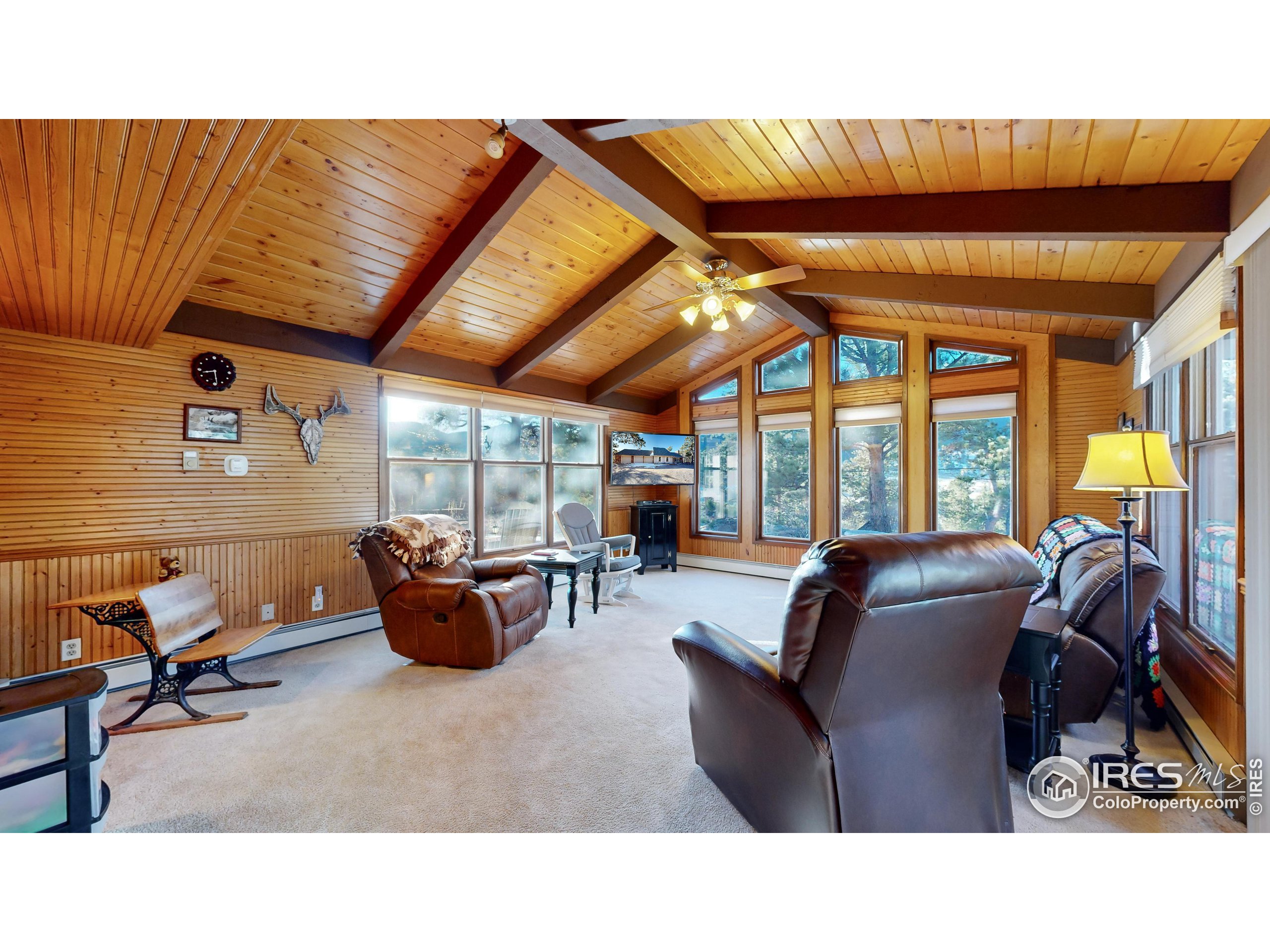 350 Ponderosa Ave