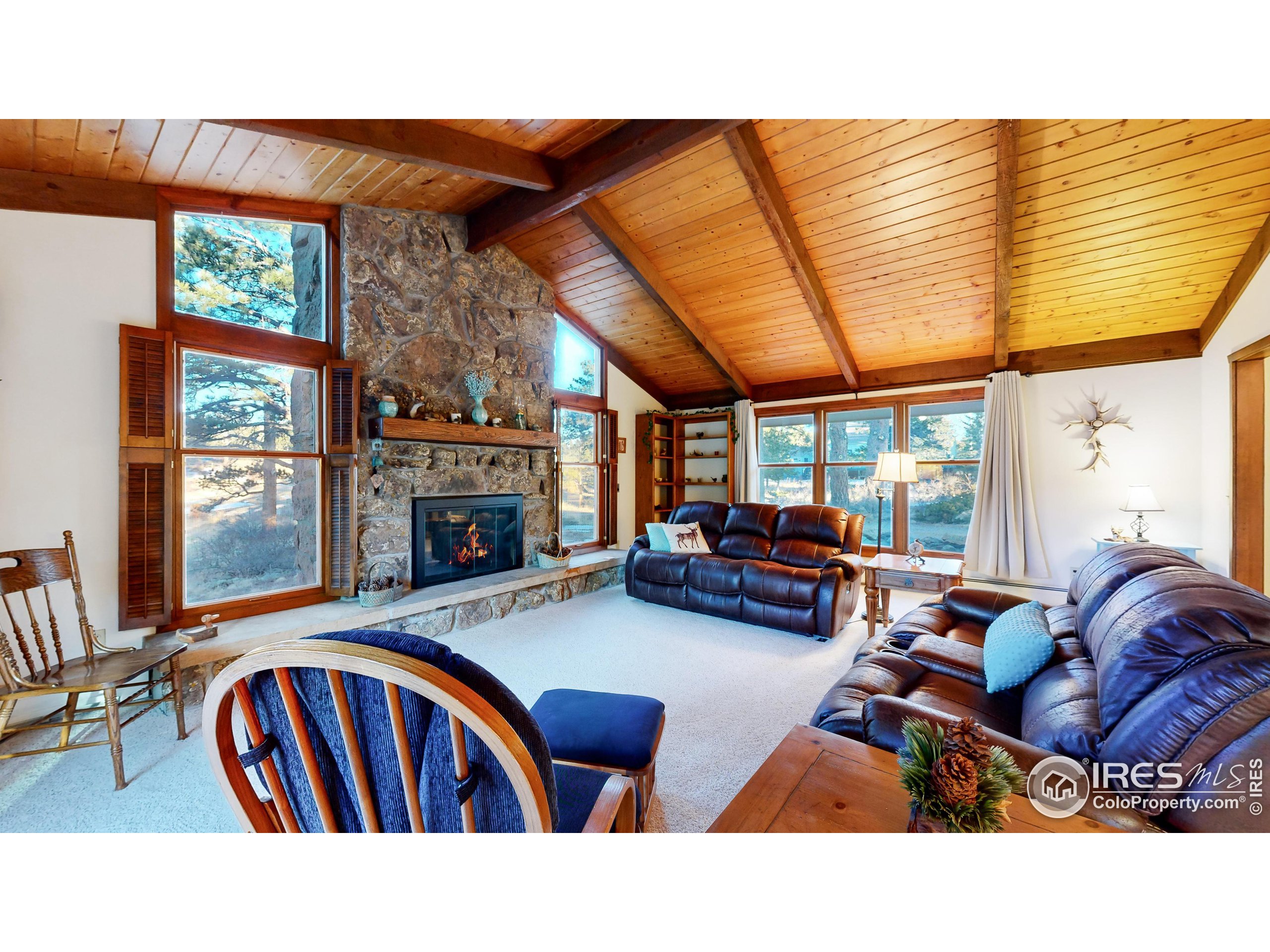 350 Ponderosa Ave