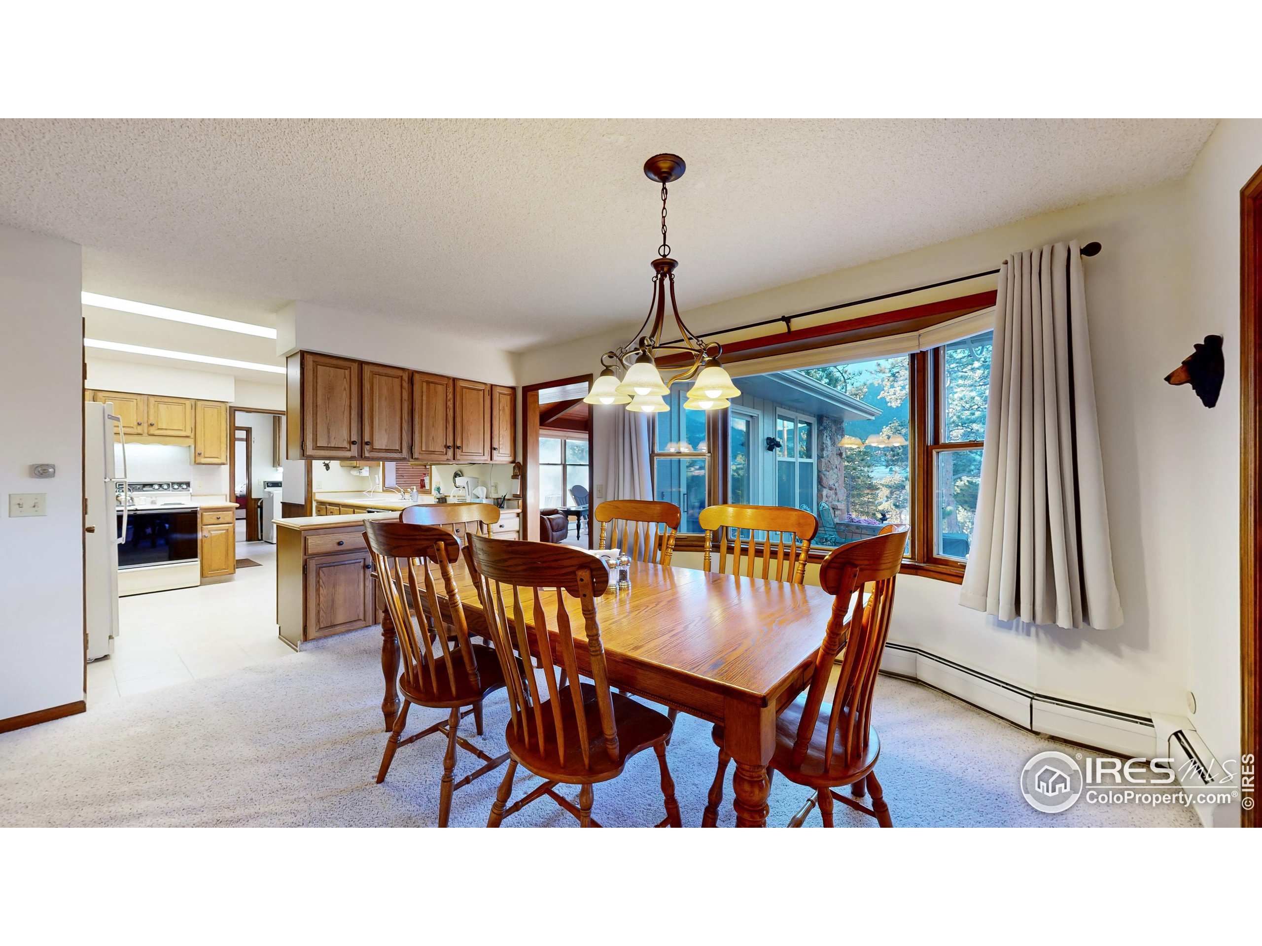 350 Ponderosa Ave