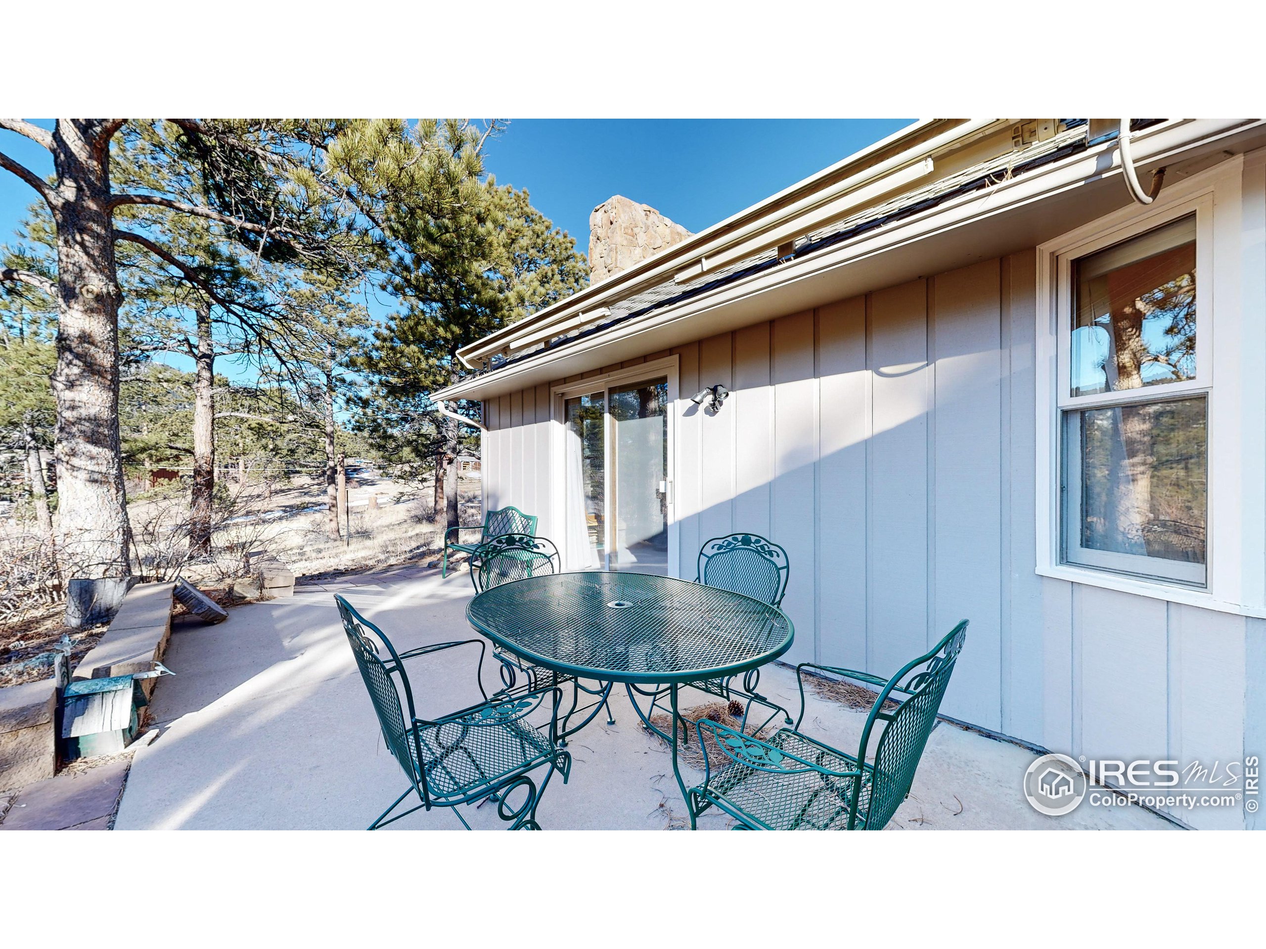 350 Ponderosa Ave