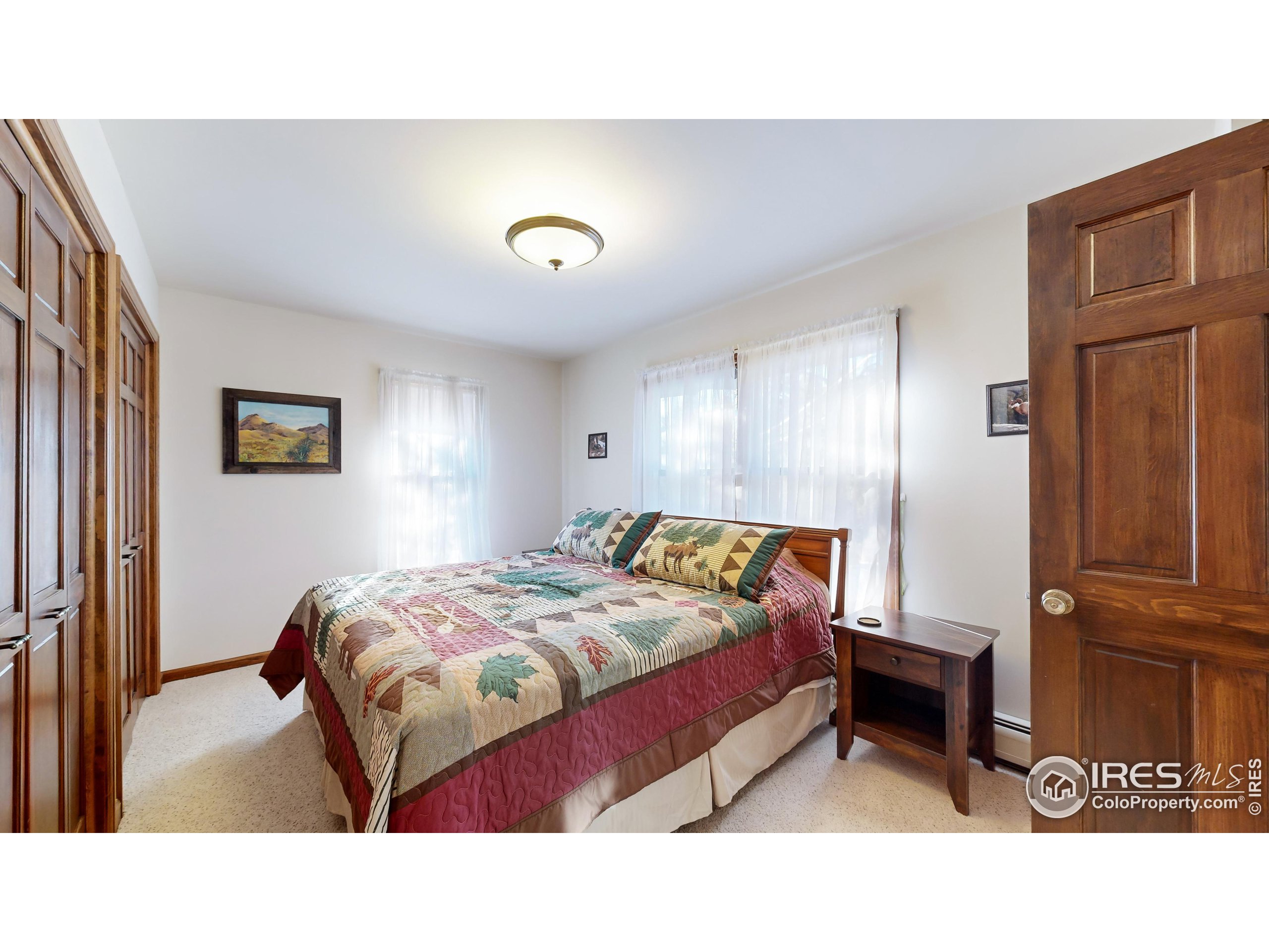 350 Ponderosa Ave