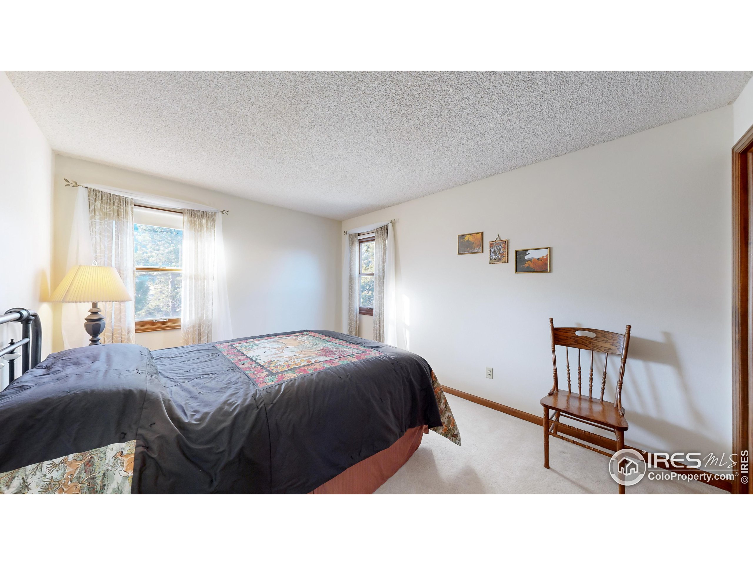 350 Ponderosa Ave