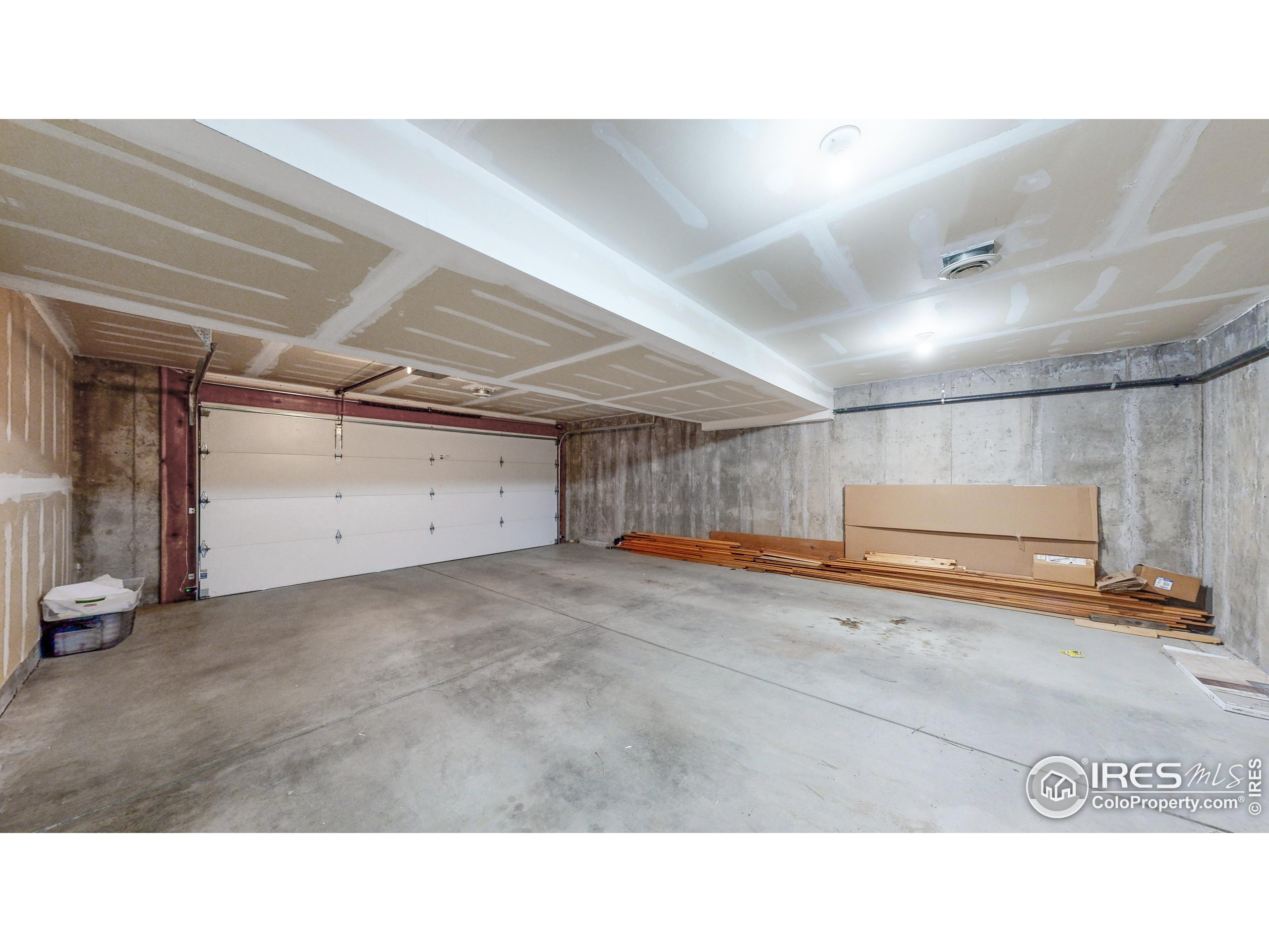 575 Chapin Ln