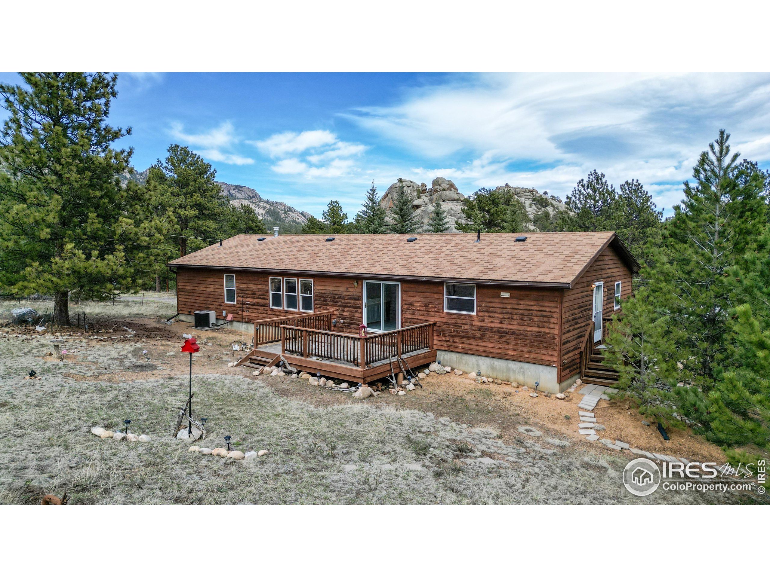 575 Chapin Ln