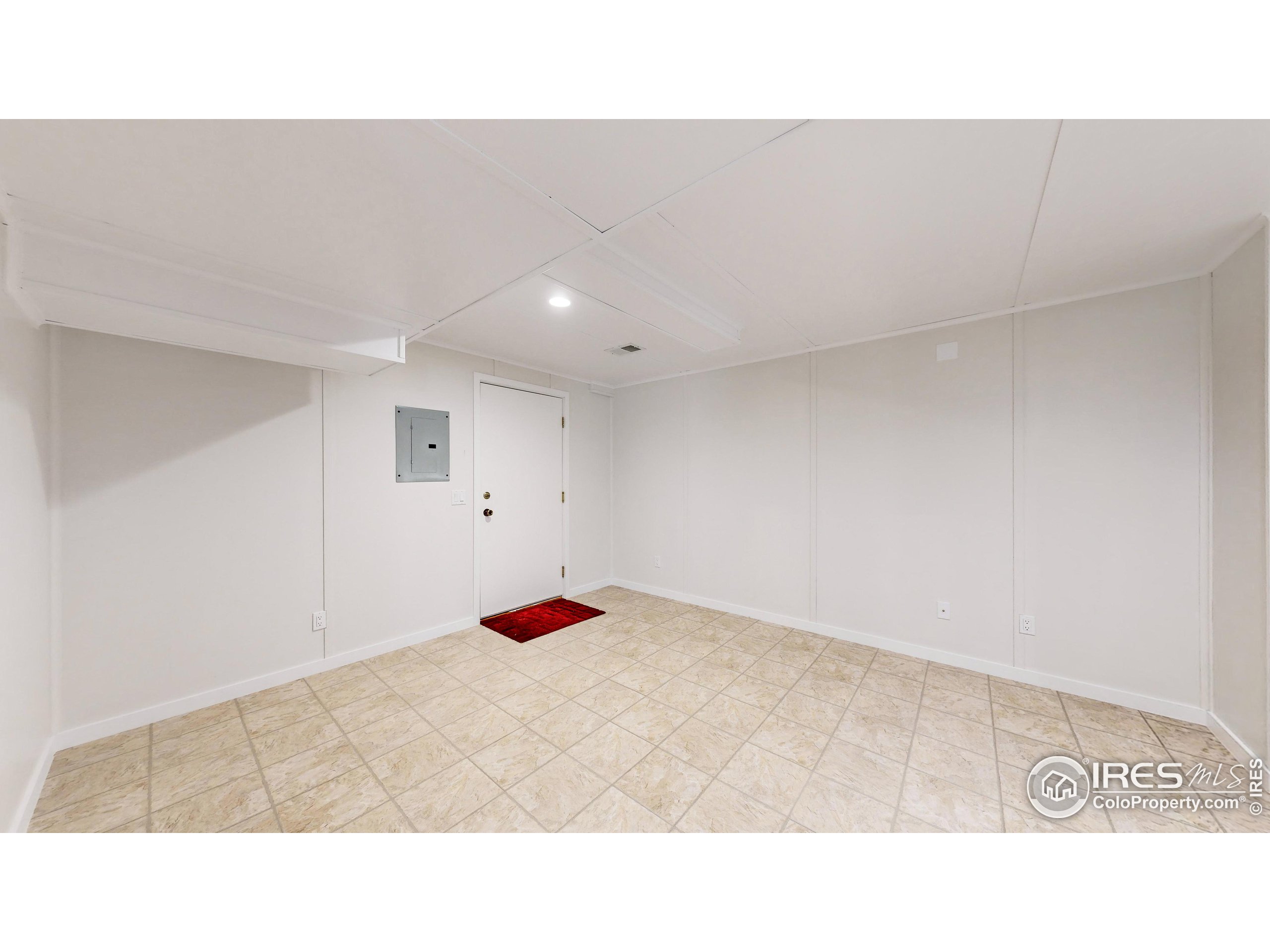 575 Chapin Ln