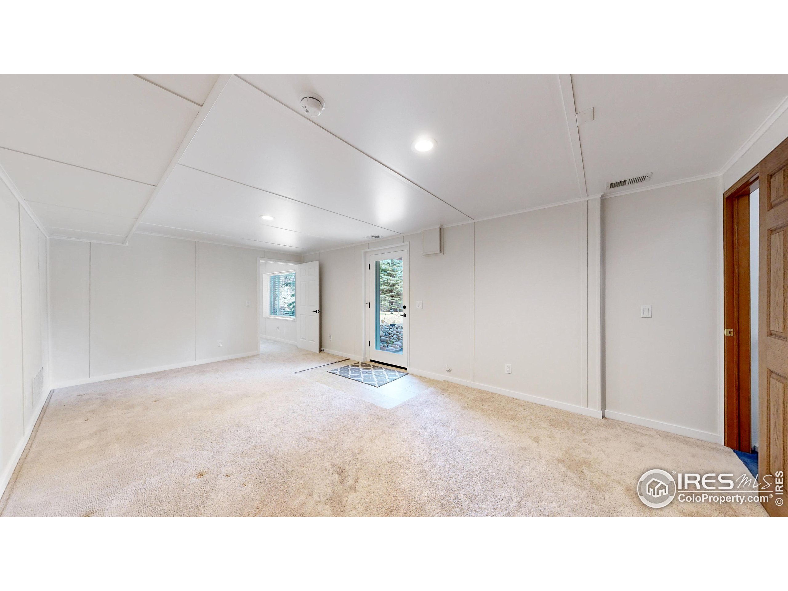 575 Chapin Ln