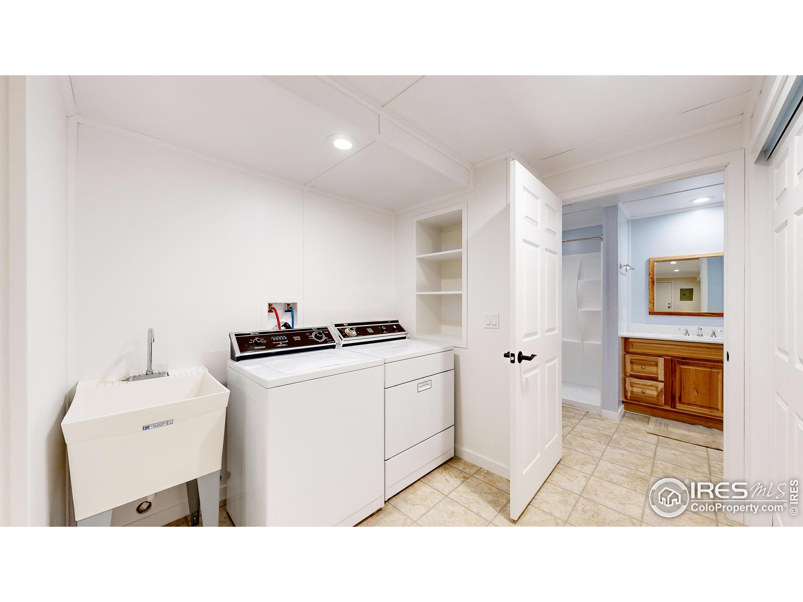 575 Chapin Ln