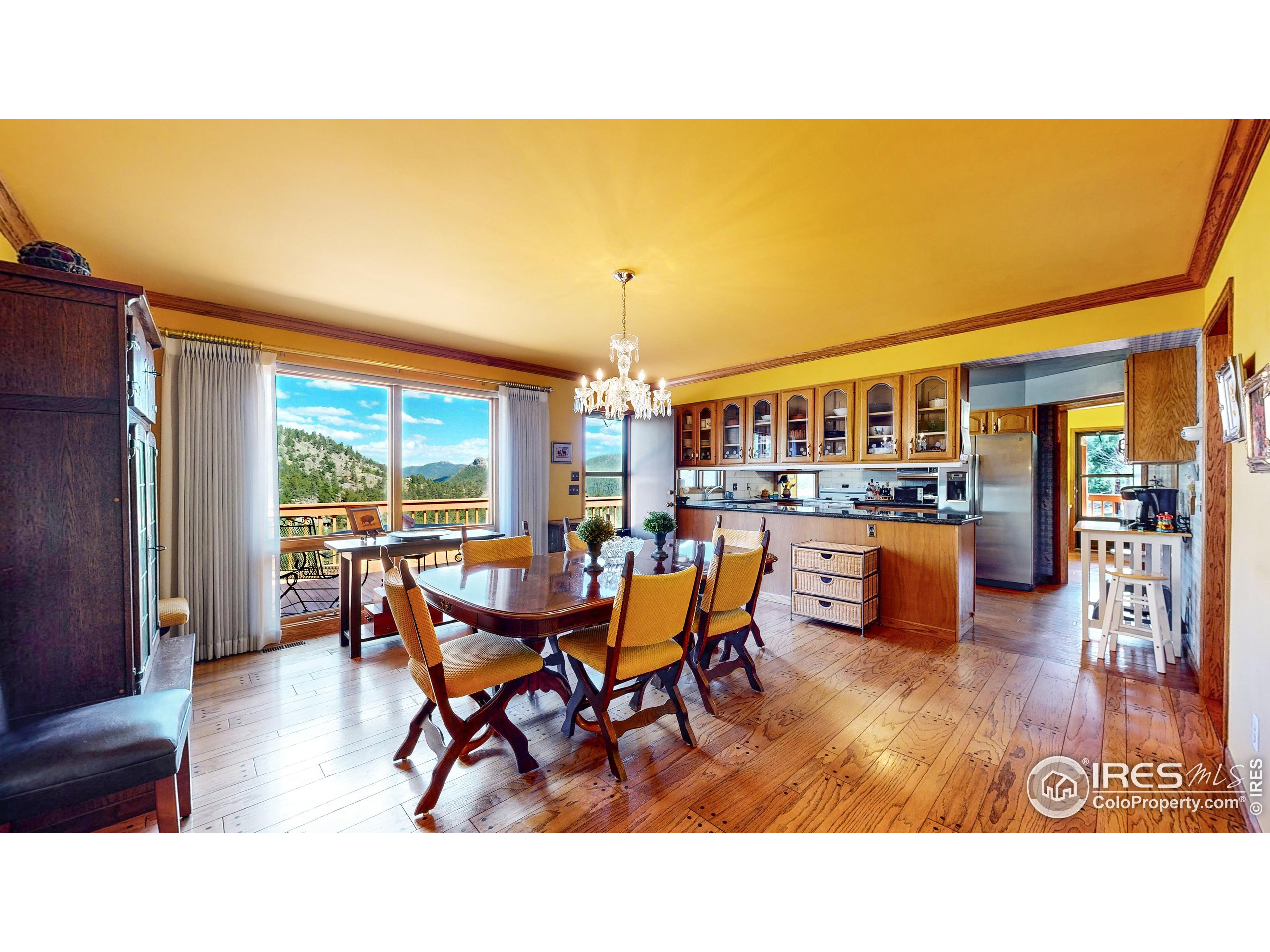 1089 Fall River Ct