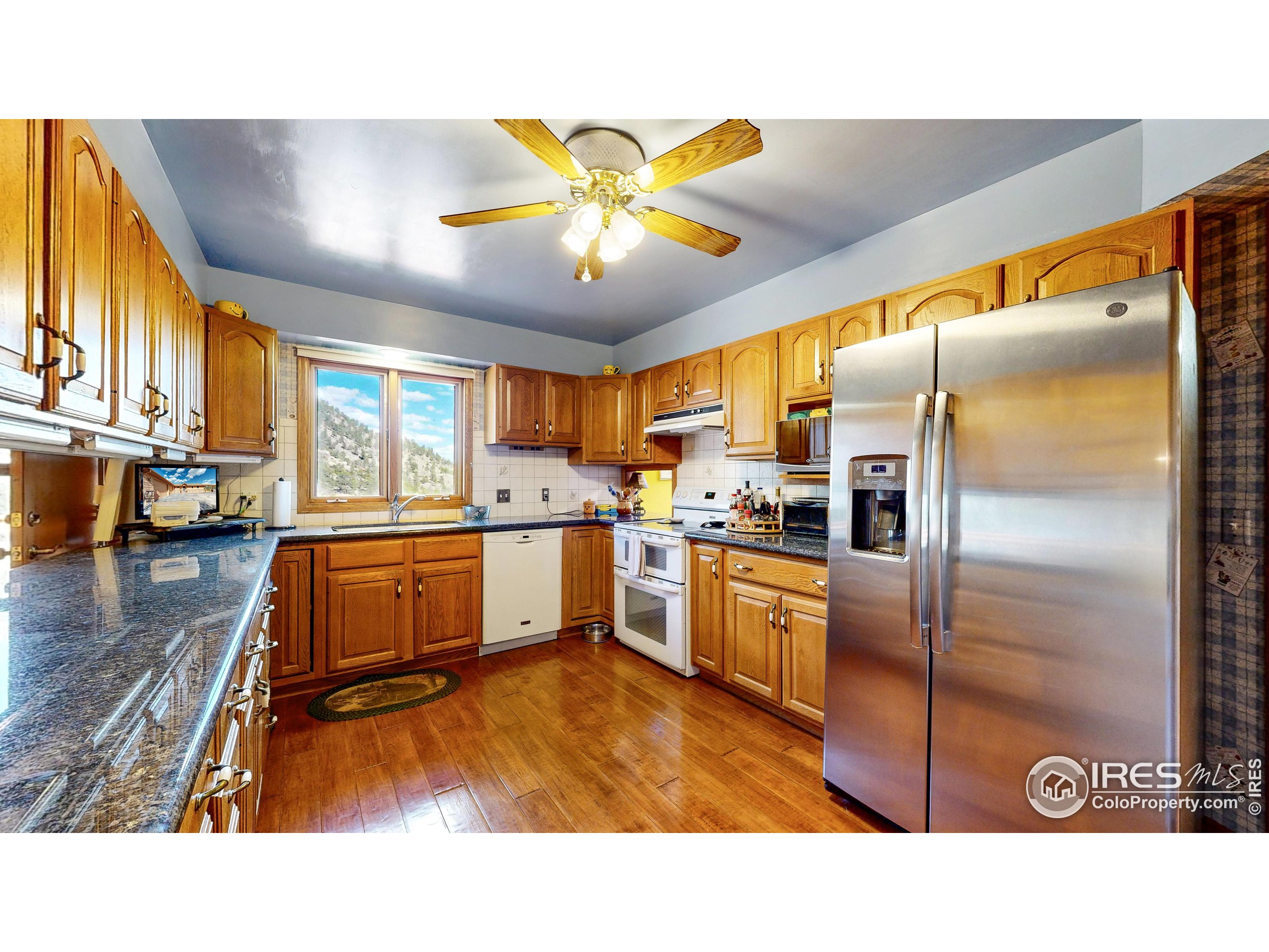 1089 Fall River Ct