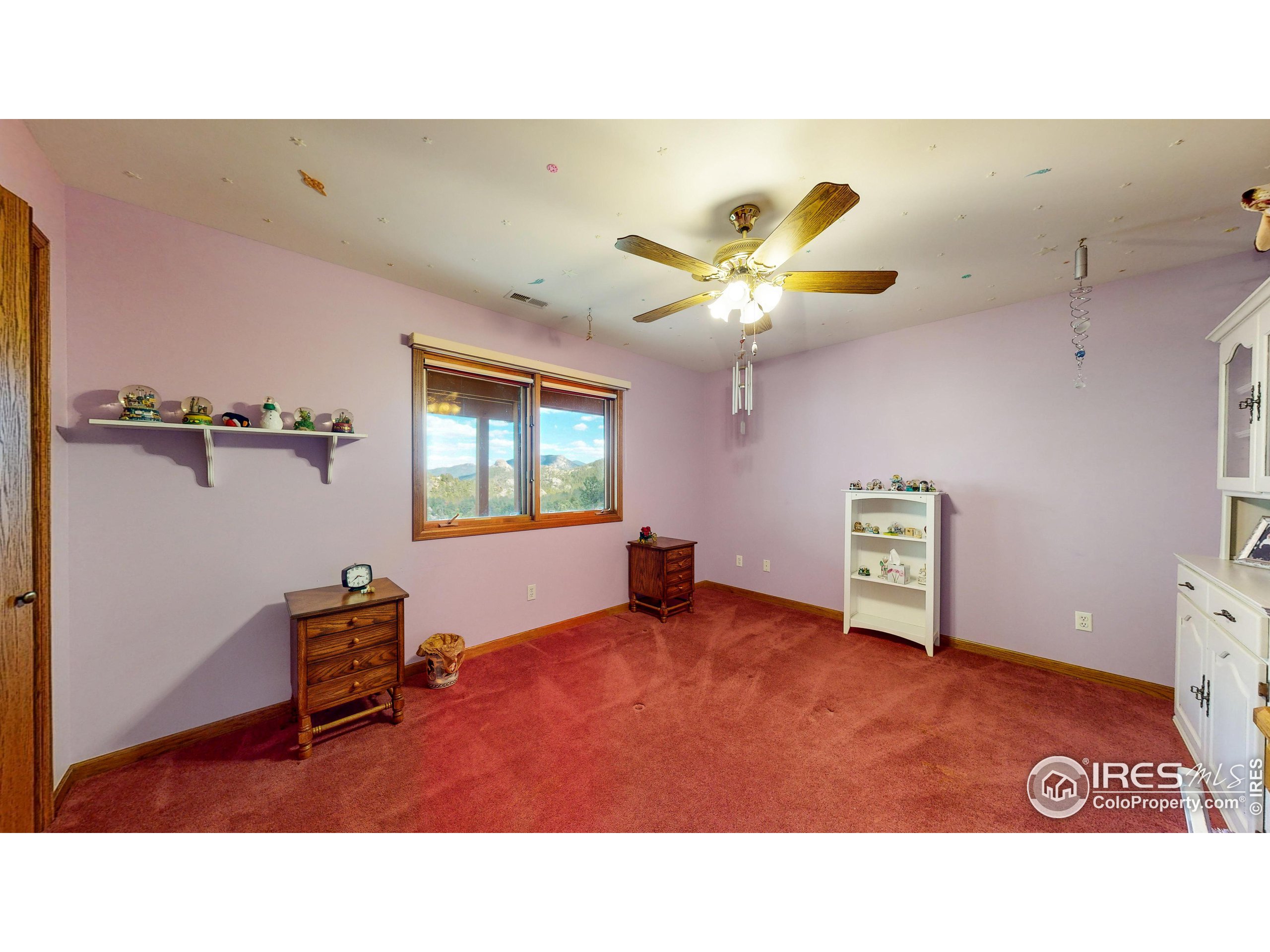 1089 Fall River Ct