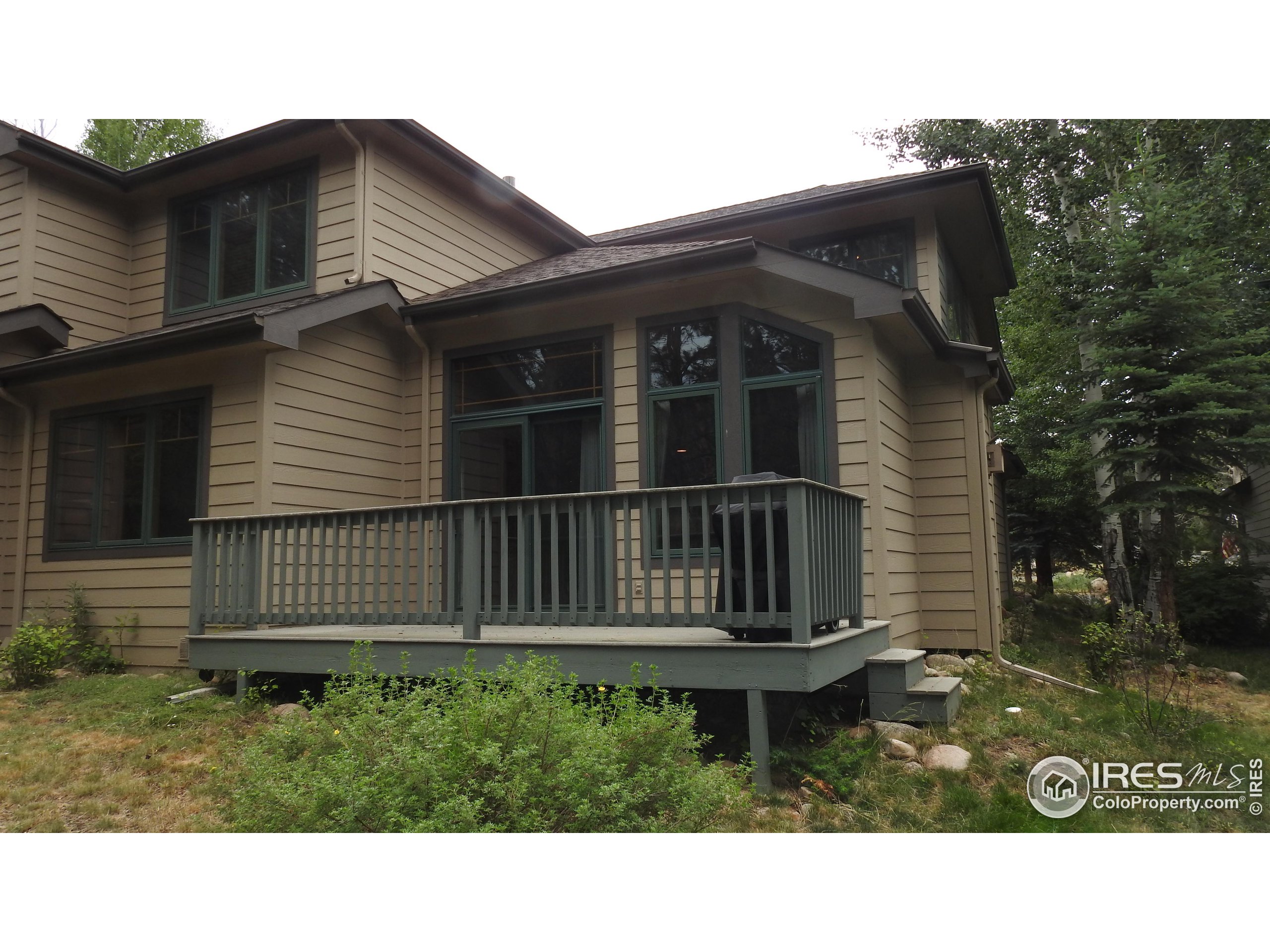 654 Park River Pl