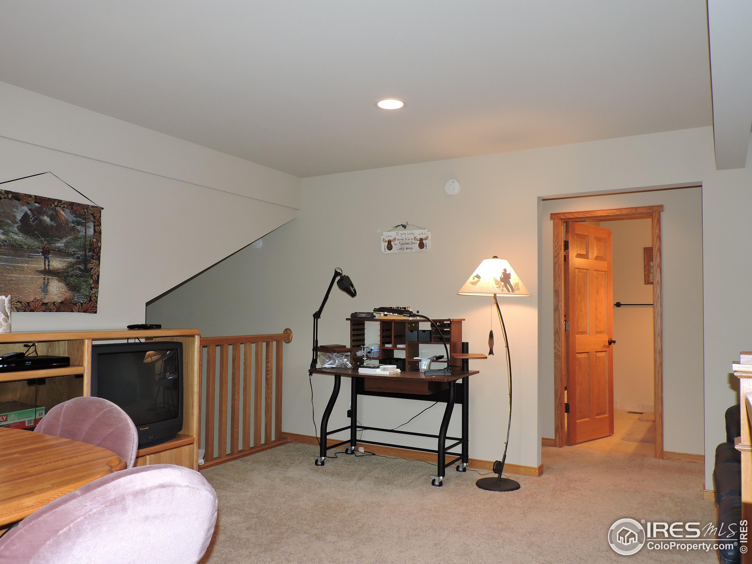 654 Park River Pl