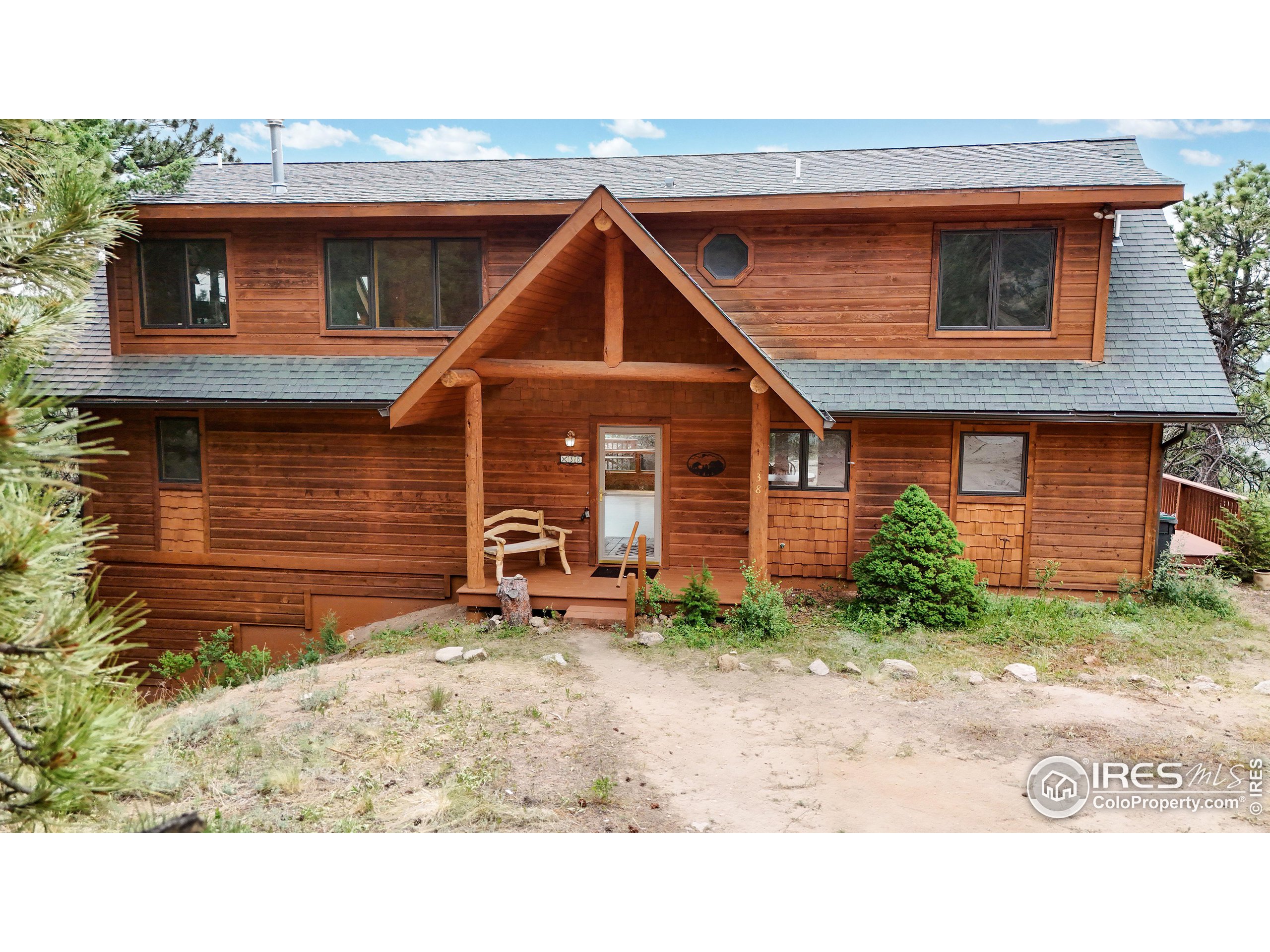 38 Overlook Ln