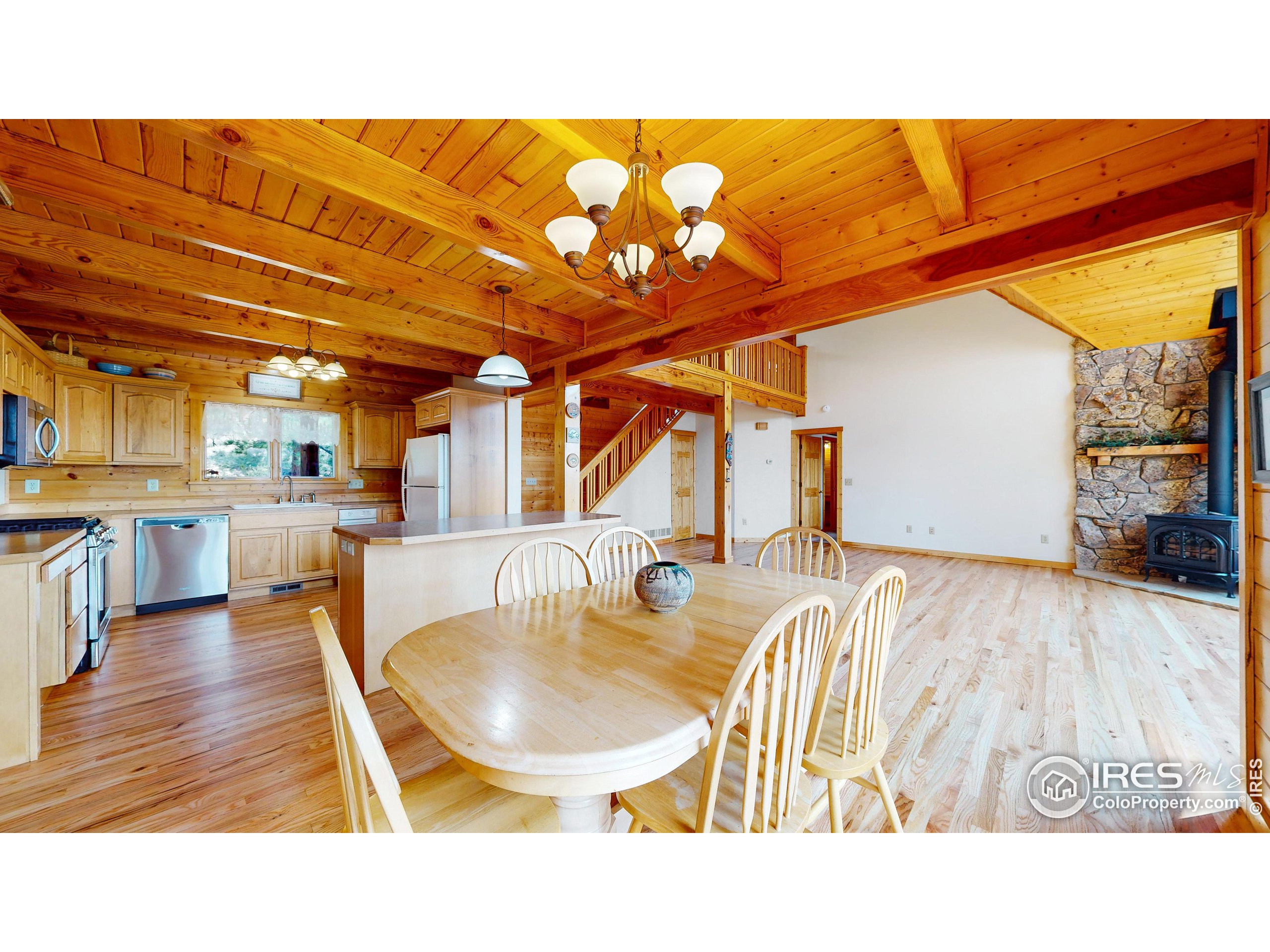 38 Overlook Ln