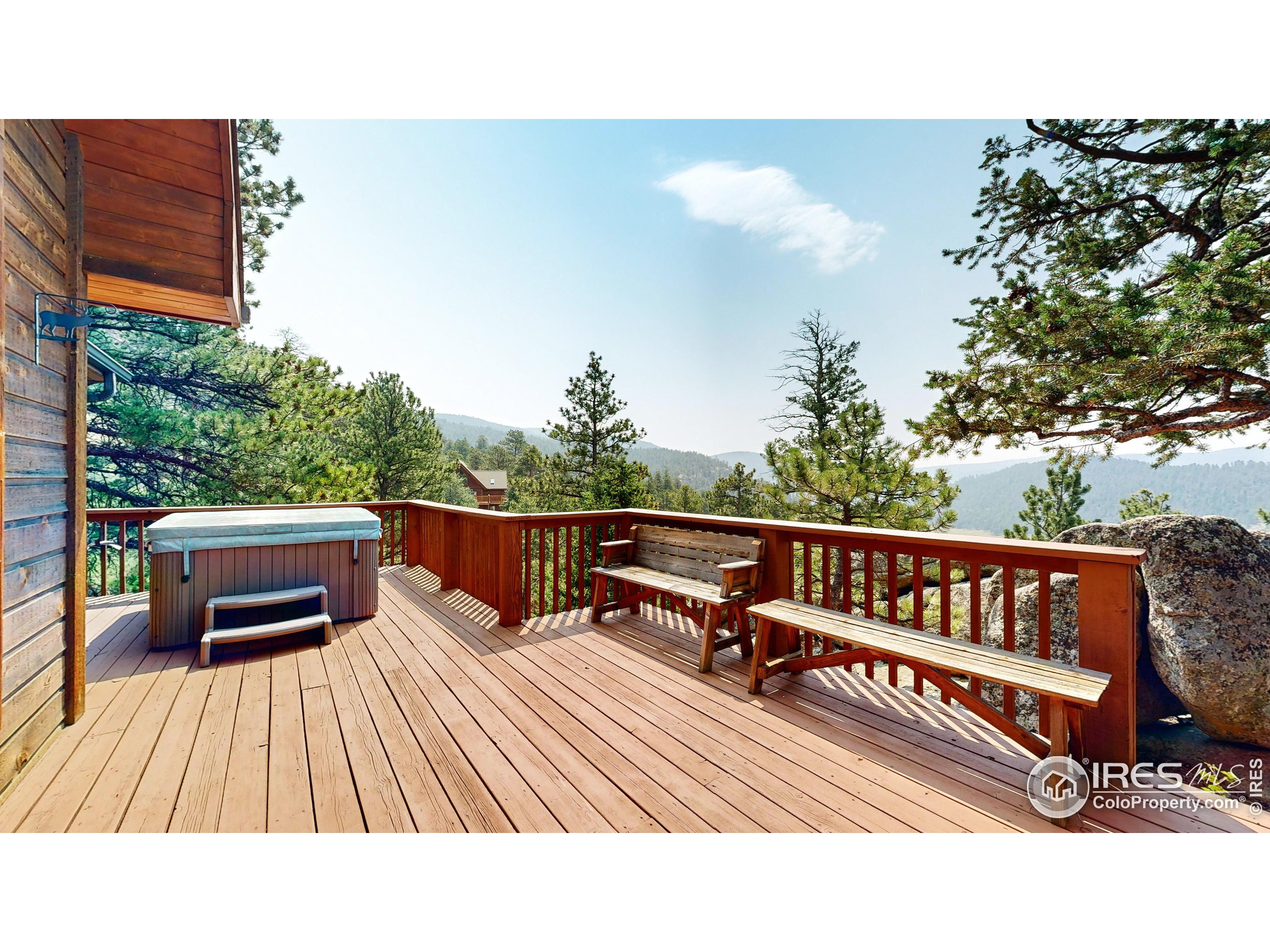 38 Overlook Ln