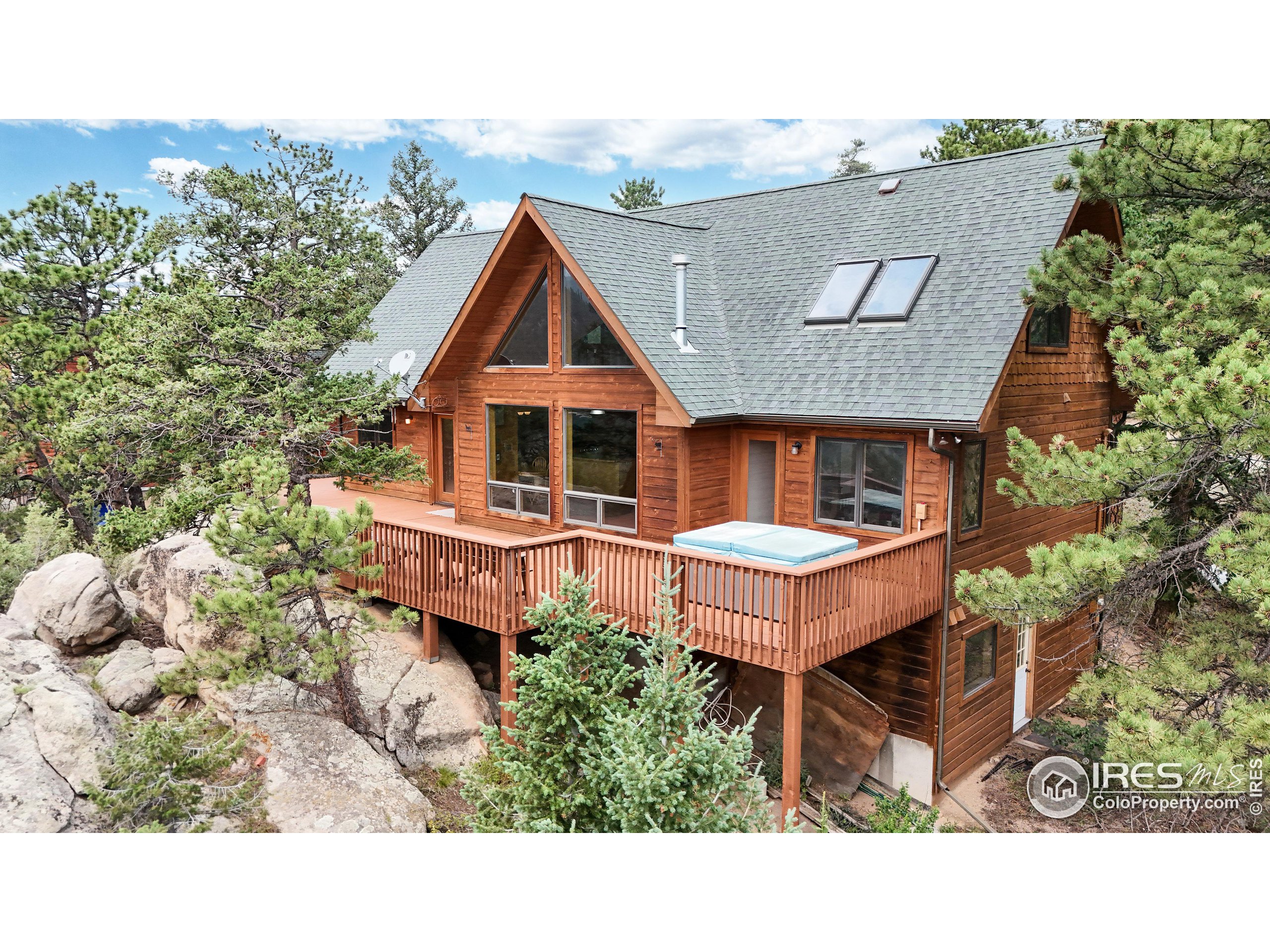 38 Overlook Ln