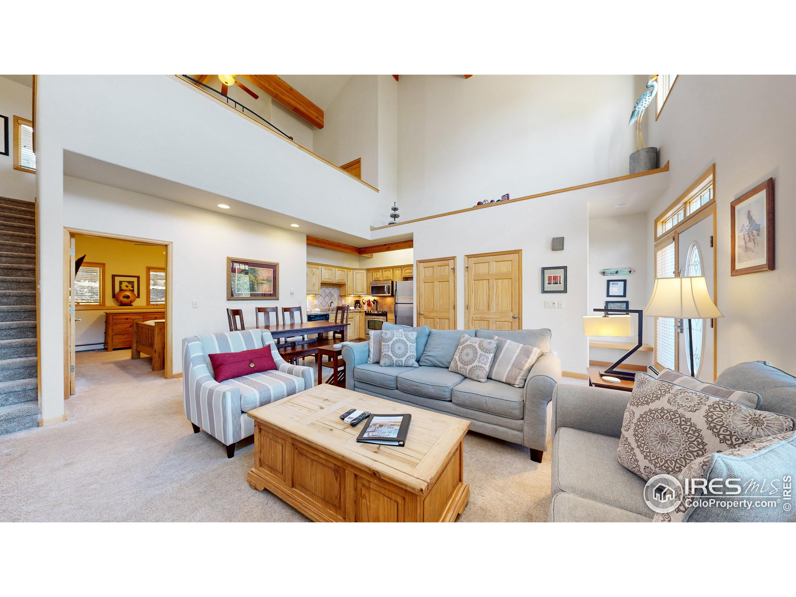 305 Overlook Ln