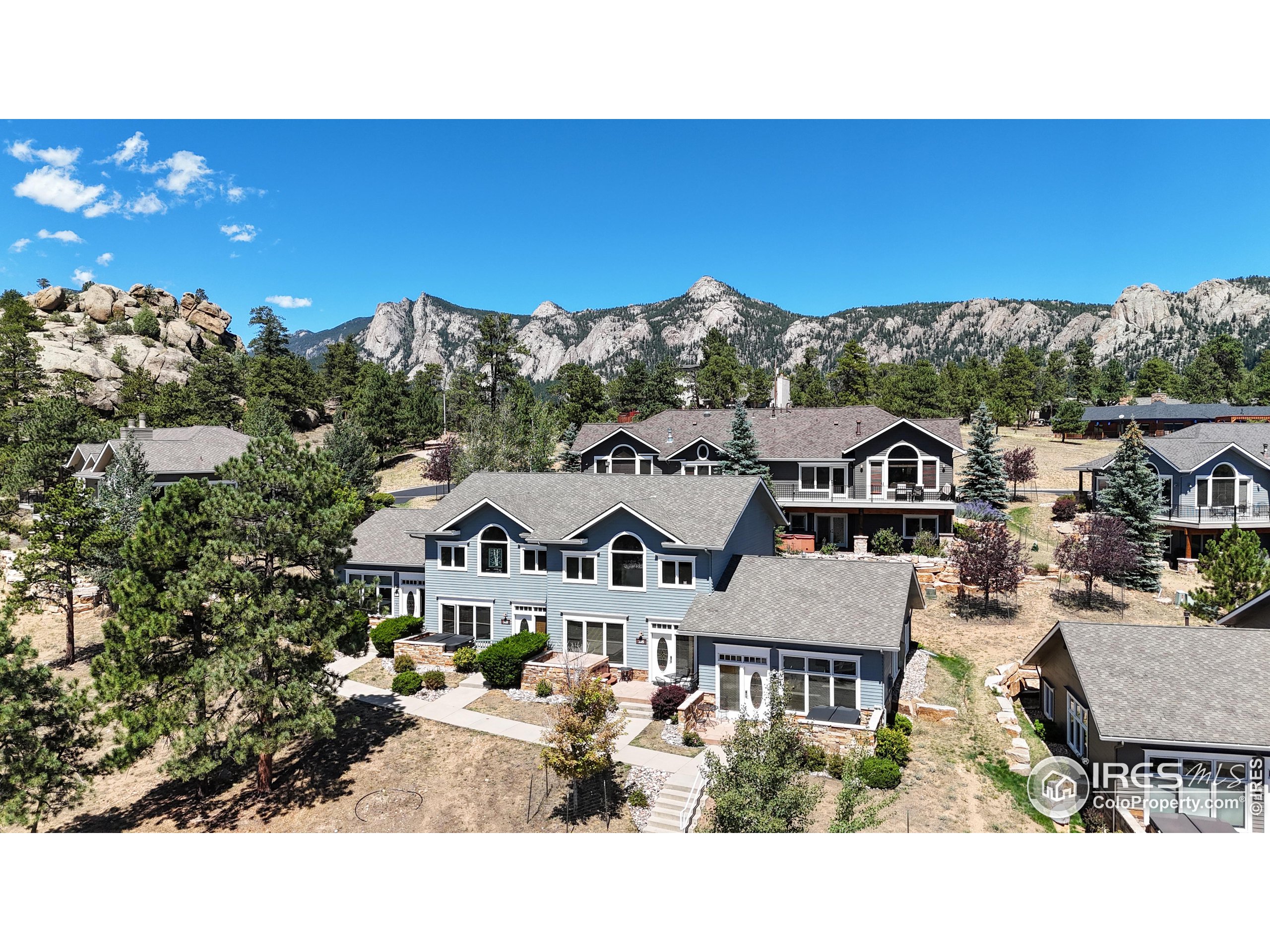 305 Overlook Ln