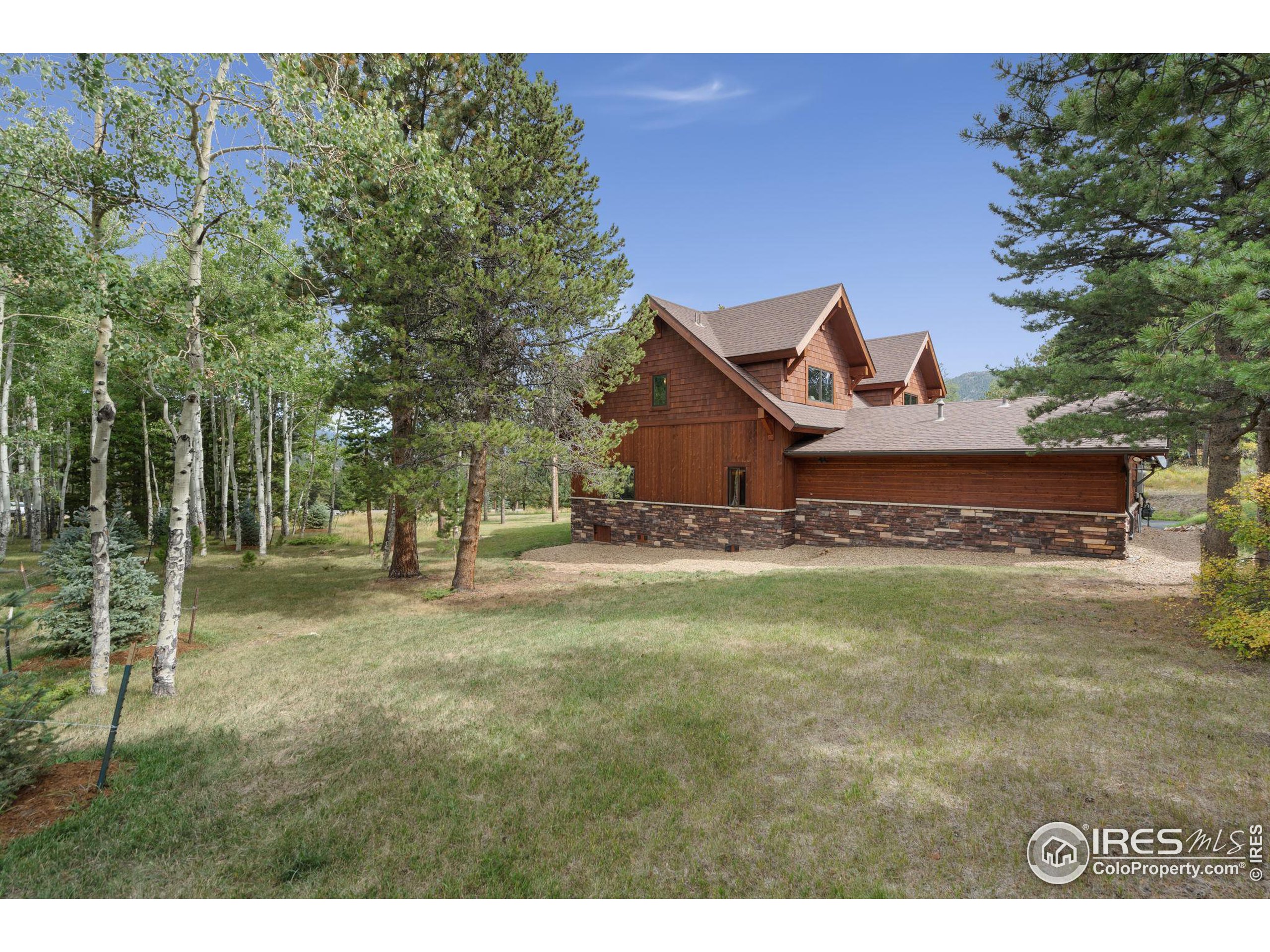 3303 Nimbus Dr