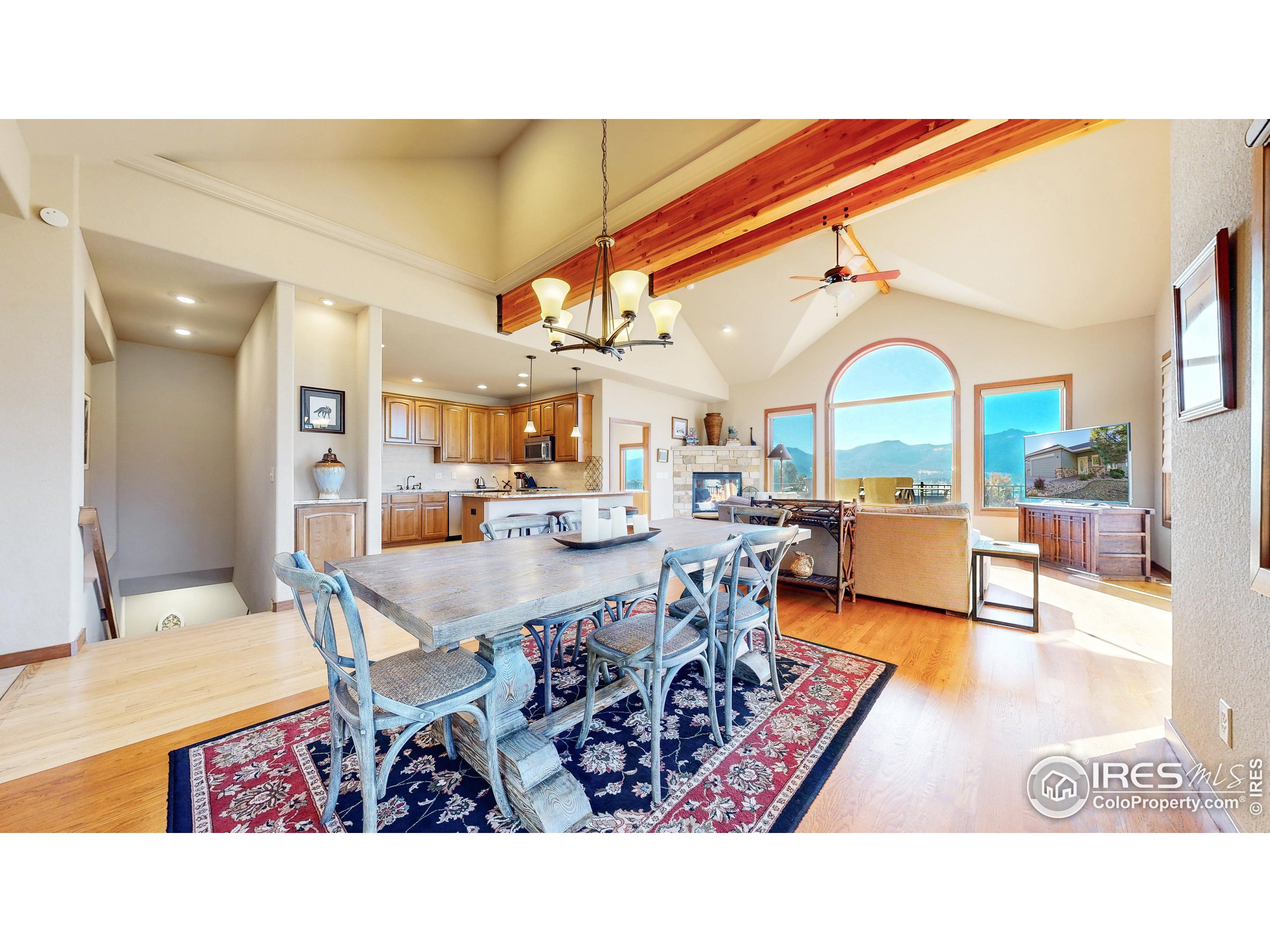 402 Overlook Ct