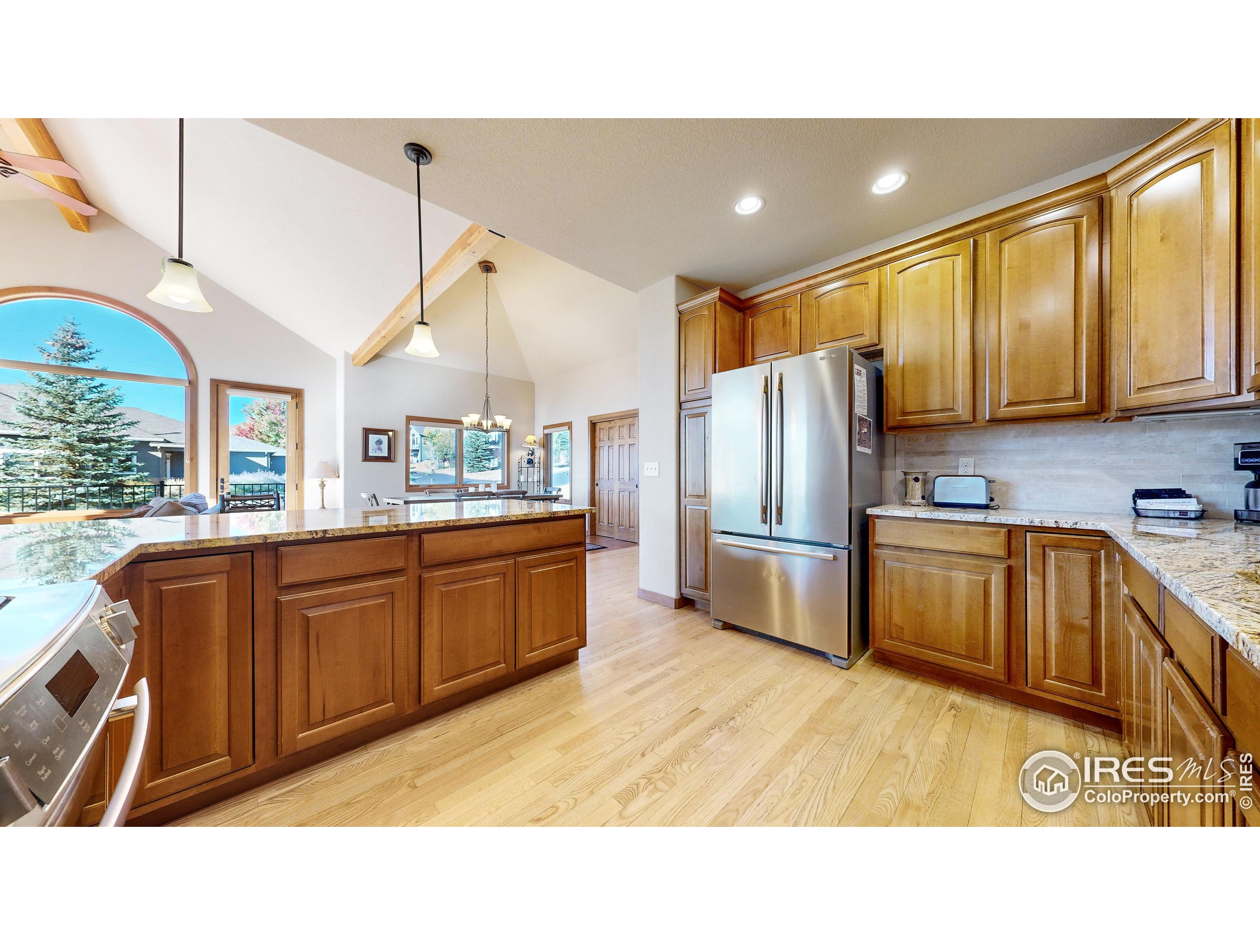 402 Overlook Ct