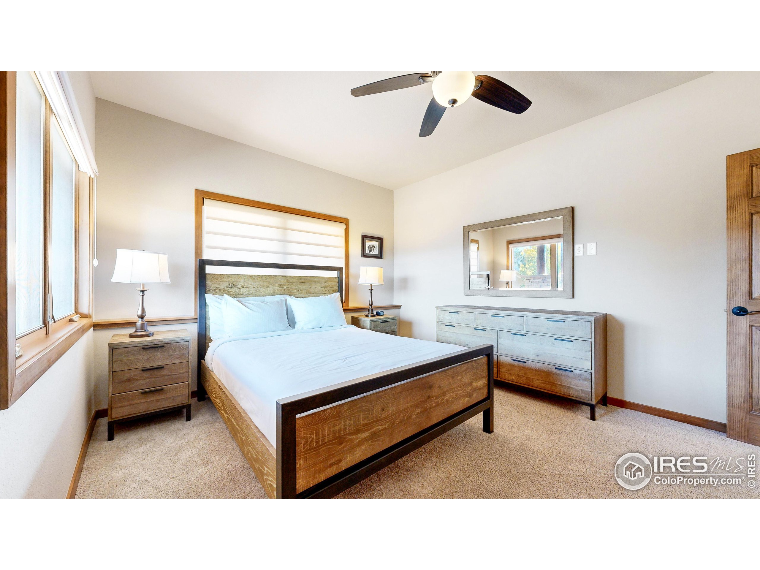 402 Overlook Ct