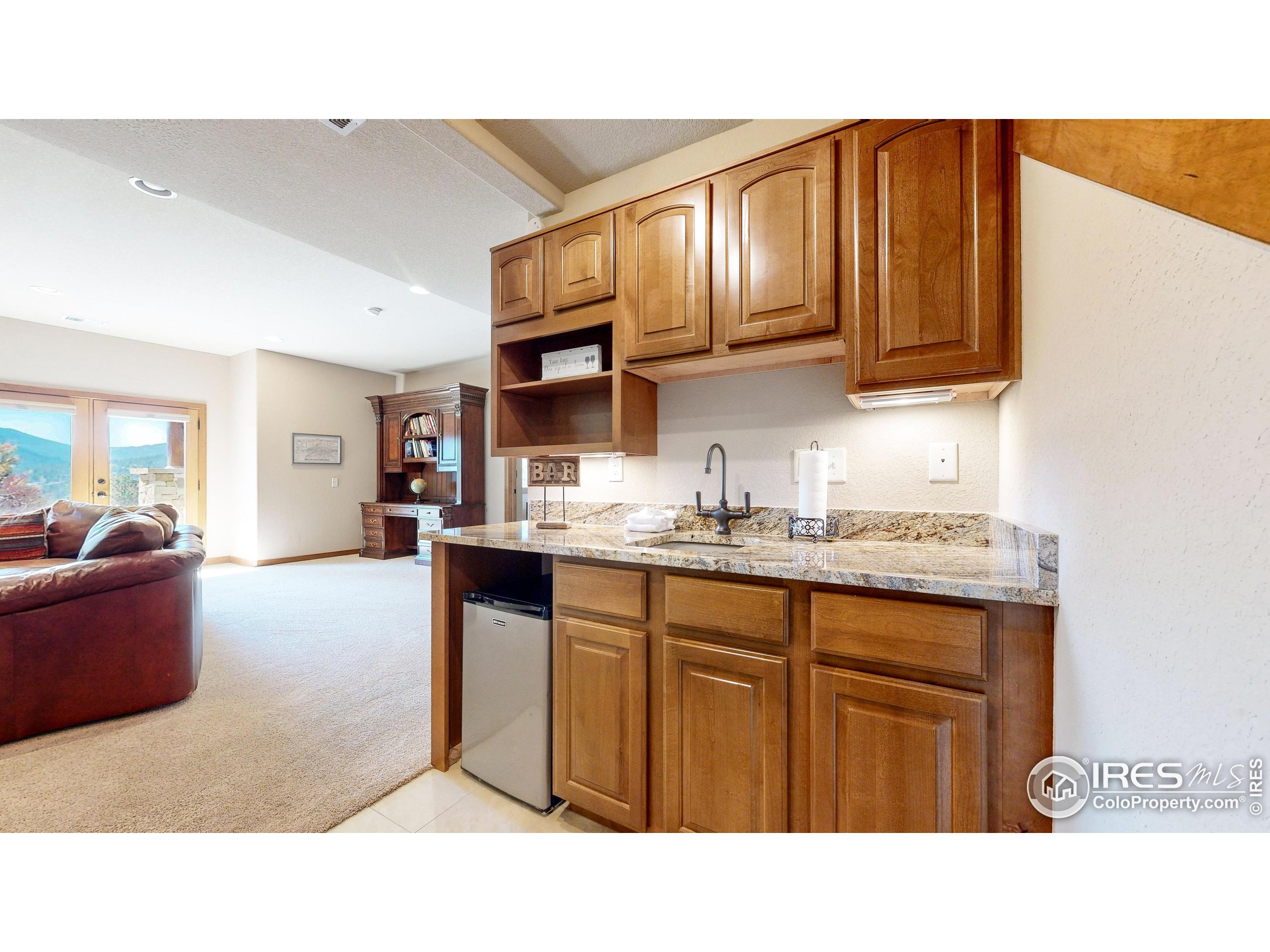 402 Overlook Ct