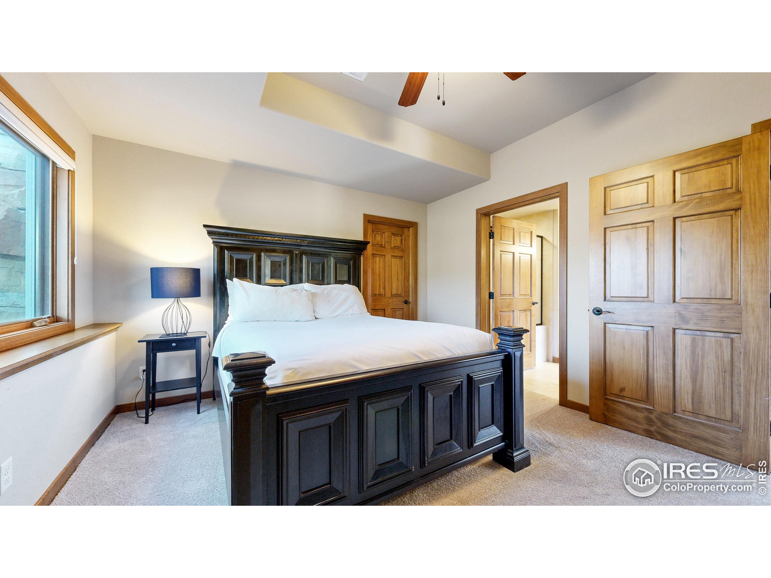 402 Overlook Ct