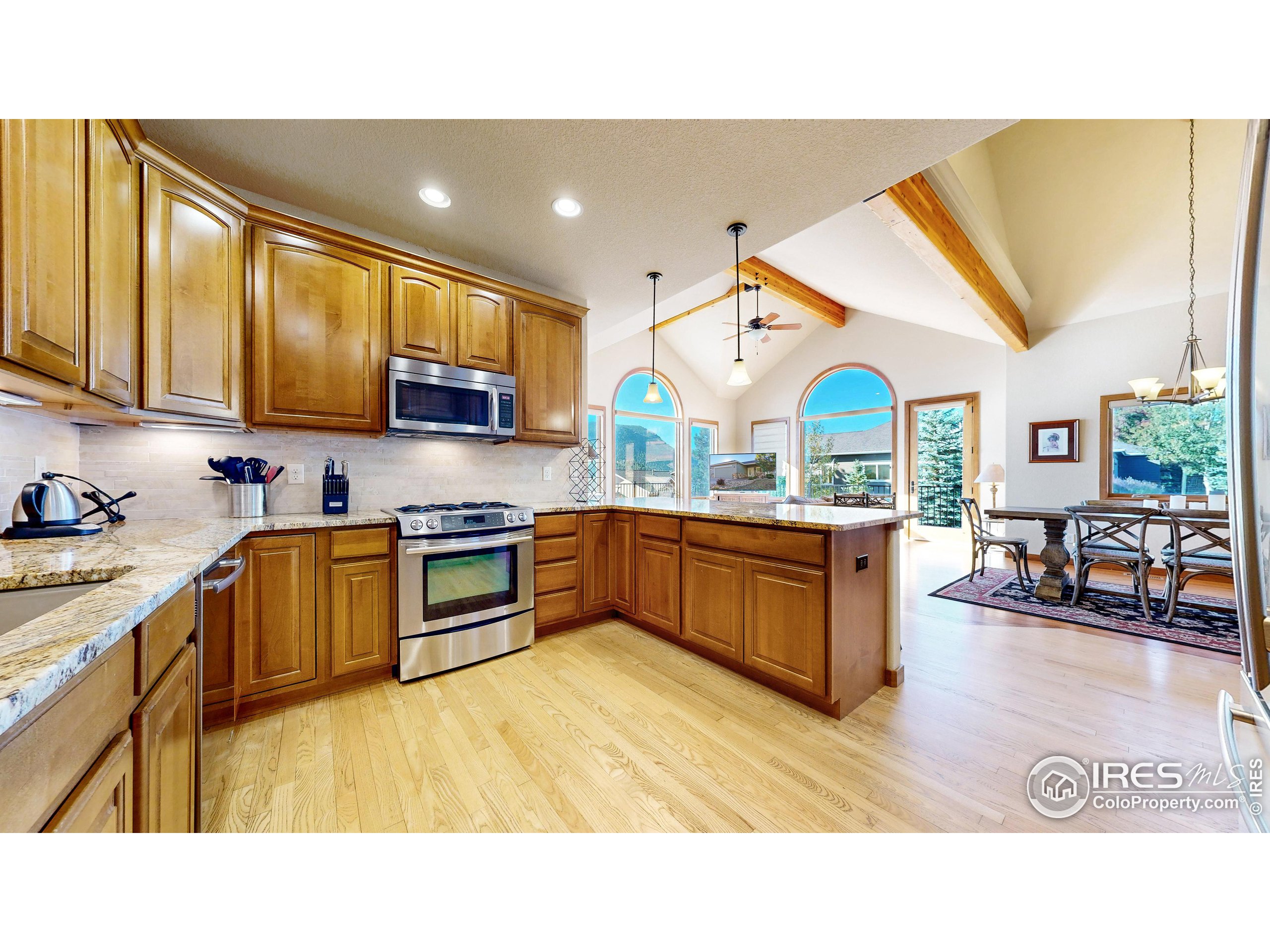 402 Overlook Ct